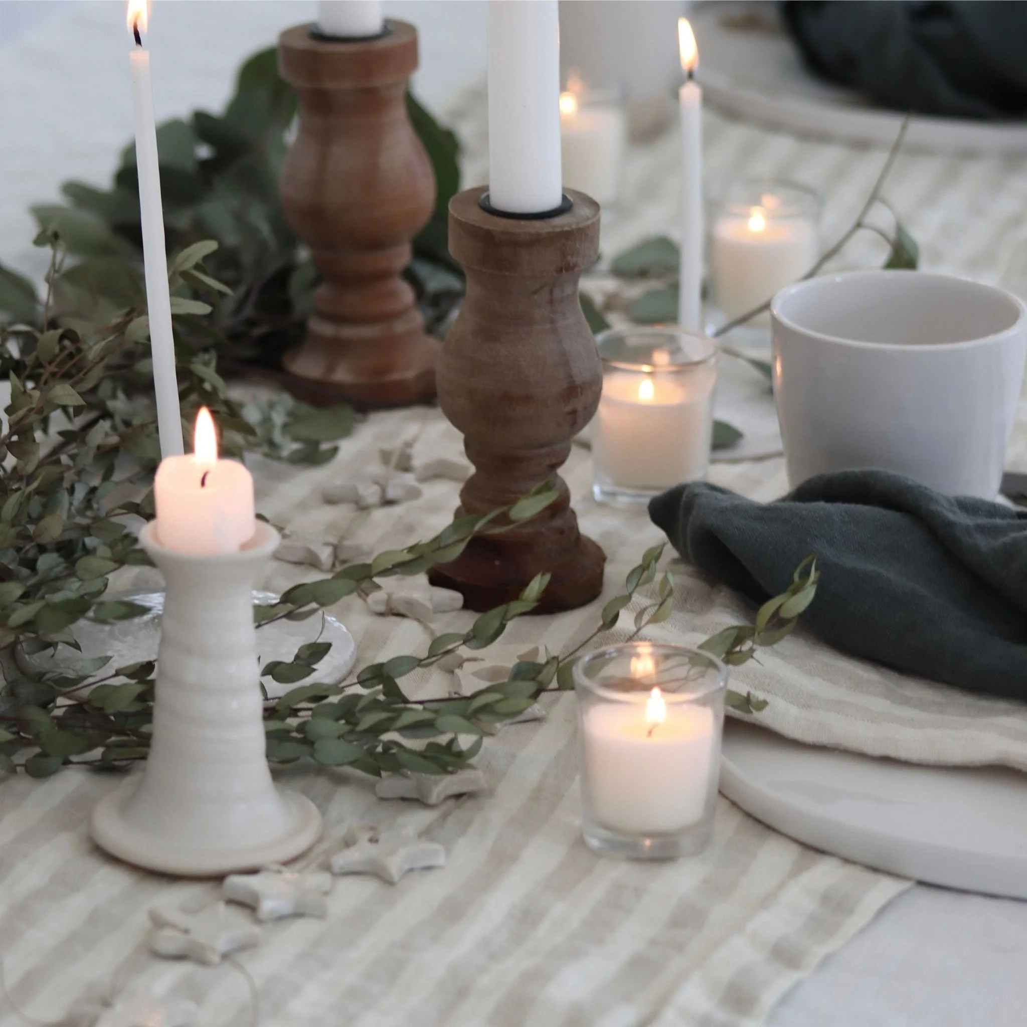 Natural White Stripes Linen Table Runner - Image 4