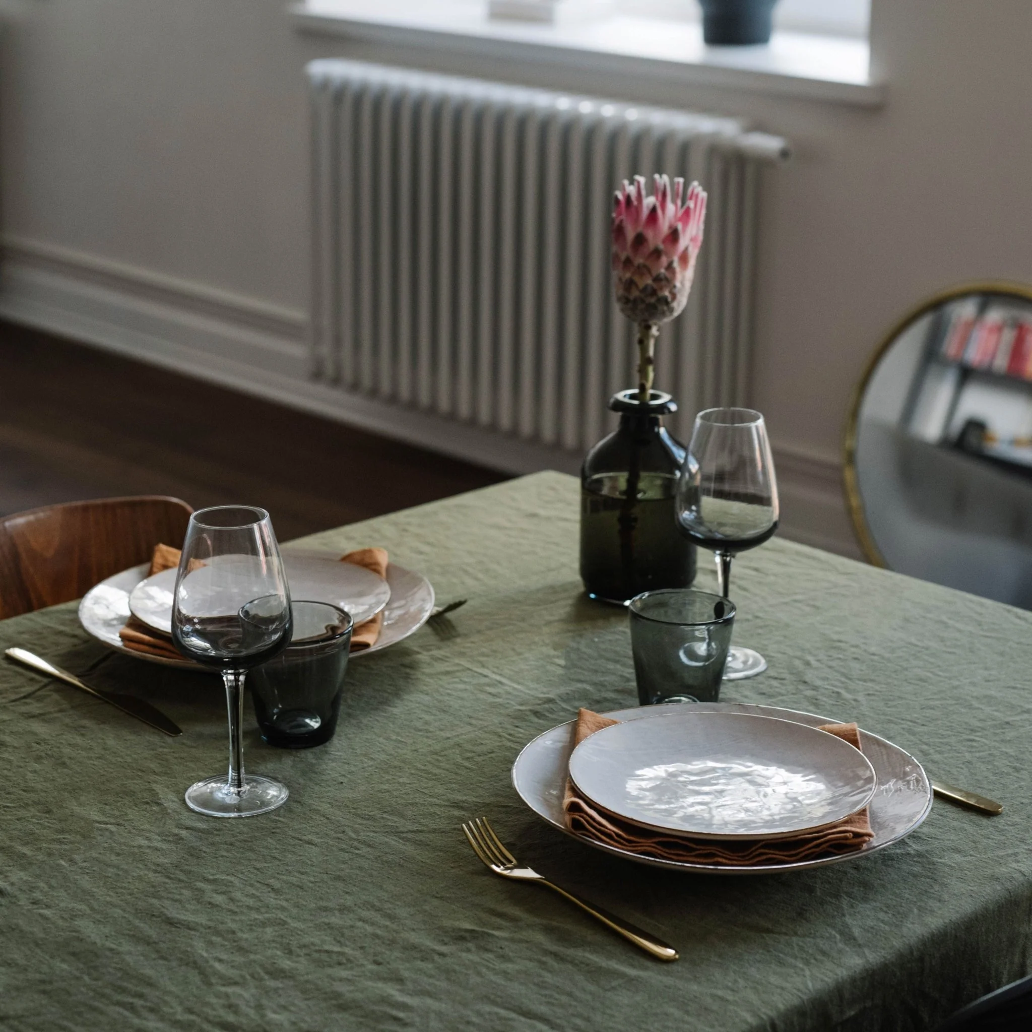 Martini Olive Linen Tablecloth - Image 2