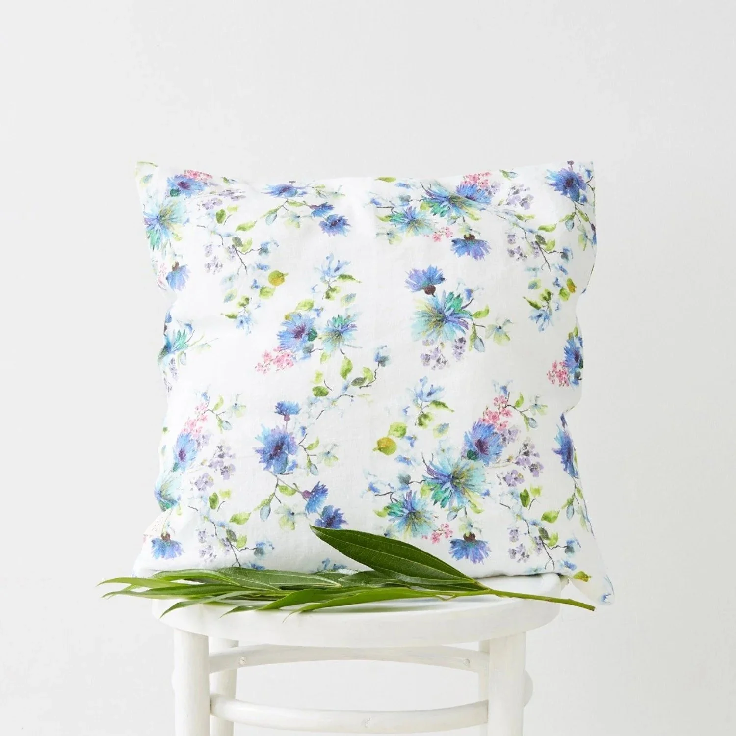 LIMITED EDITION White Flowers Linen Cushion Cover