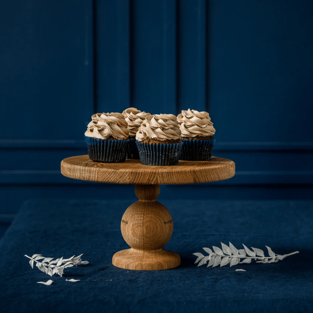 Navy Linen Tablecloth - Image 3