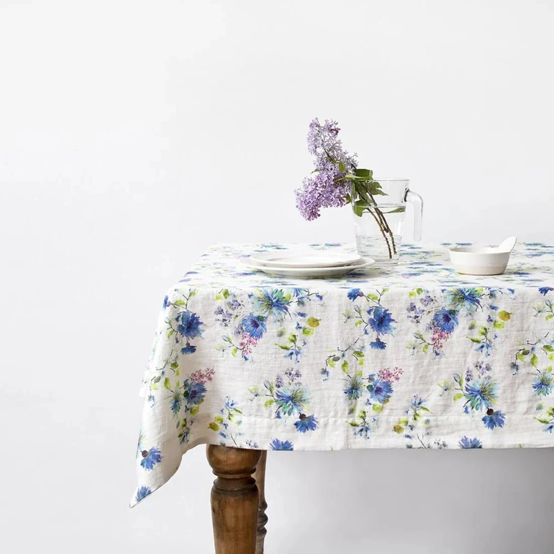 LIMITED EDITION White Flowers Linen Tablecloth