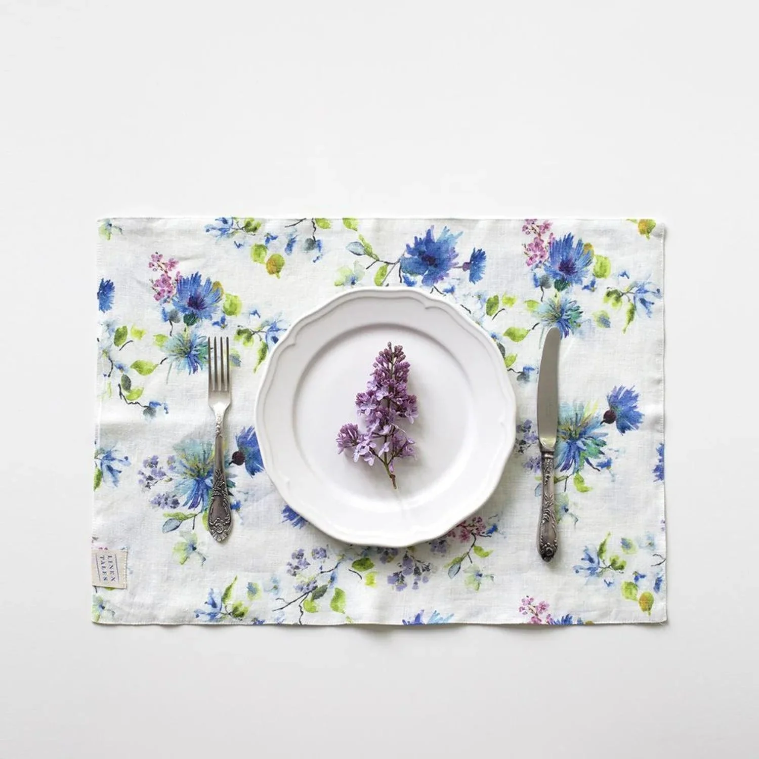 LIMITED EDITION White Flowers Linen Placemat