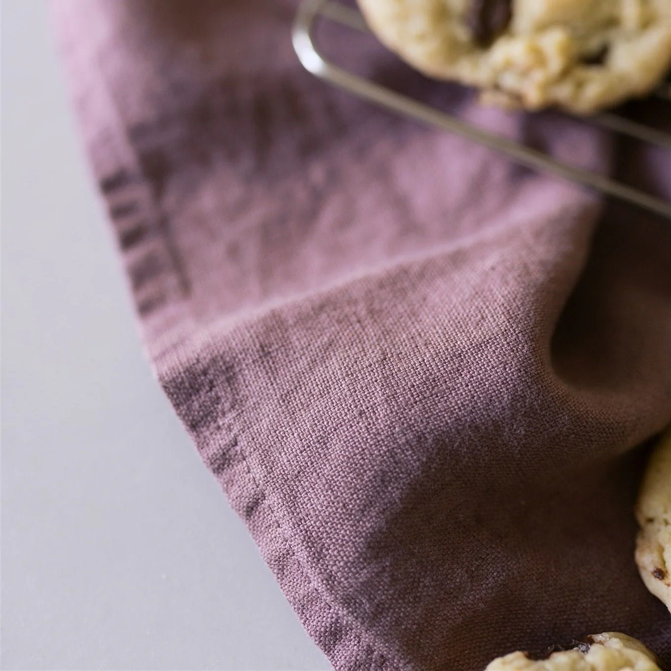 Ashes of Roses Linen Kitchen Towel - Image 3