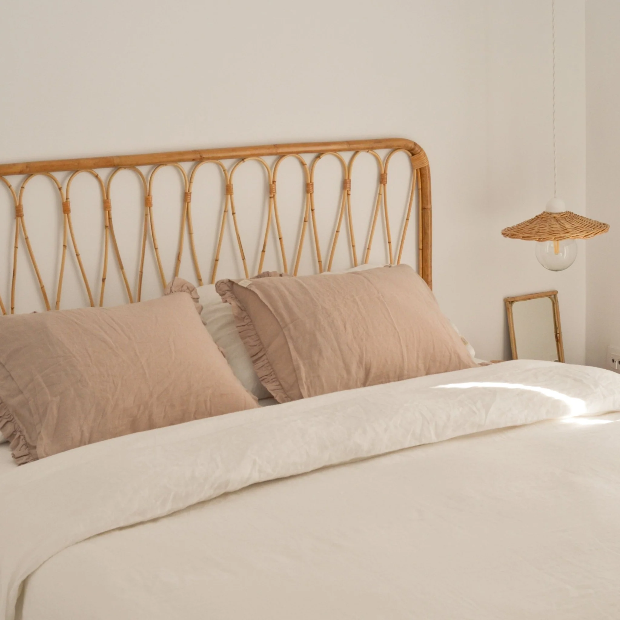 Portobello Linen Pillowcase with Frills - Image 4