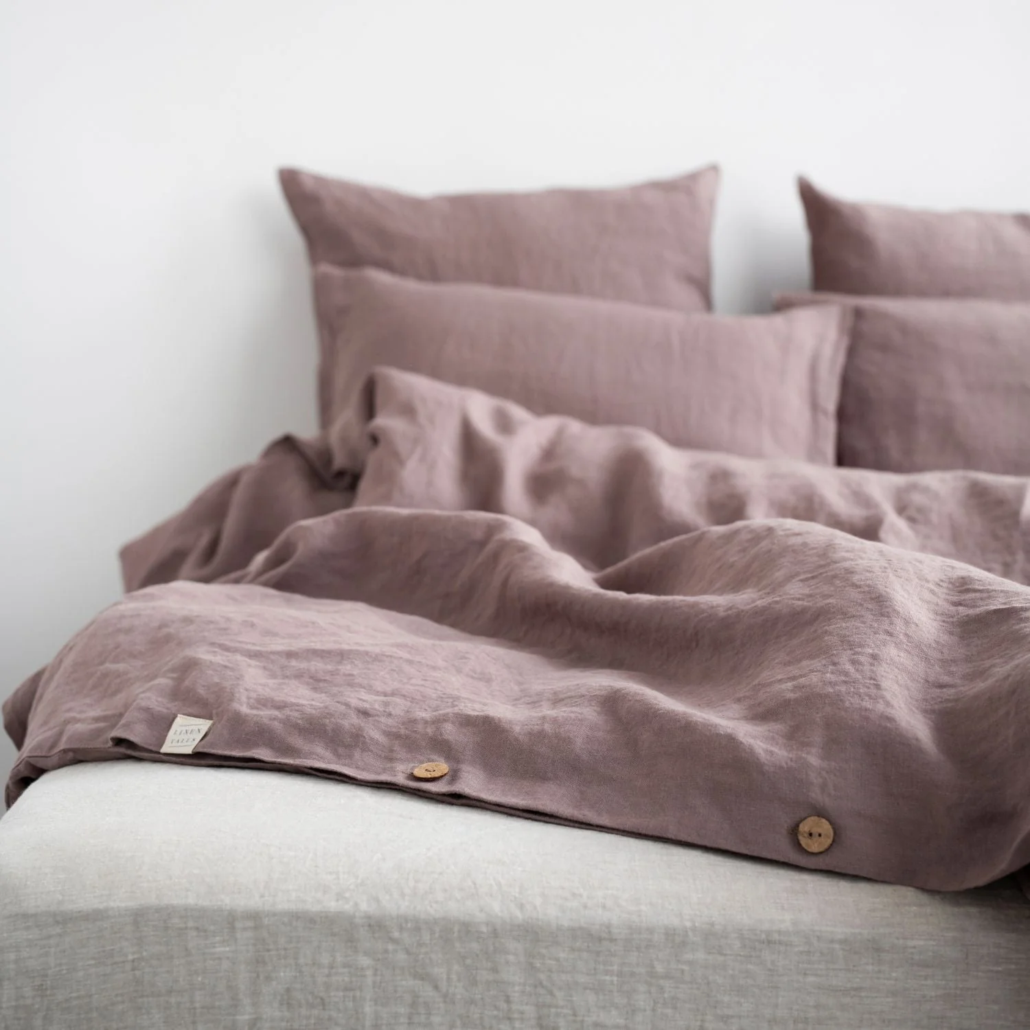 Ashes of Roses Linen Duvet Cover Set - Image 2