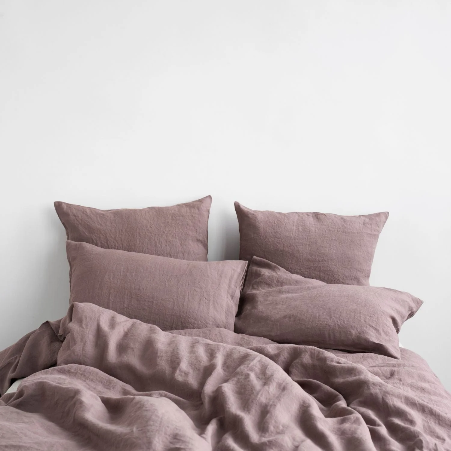 Ashes of Roses Linen Duvet Cover Set - Image 4