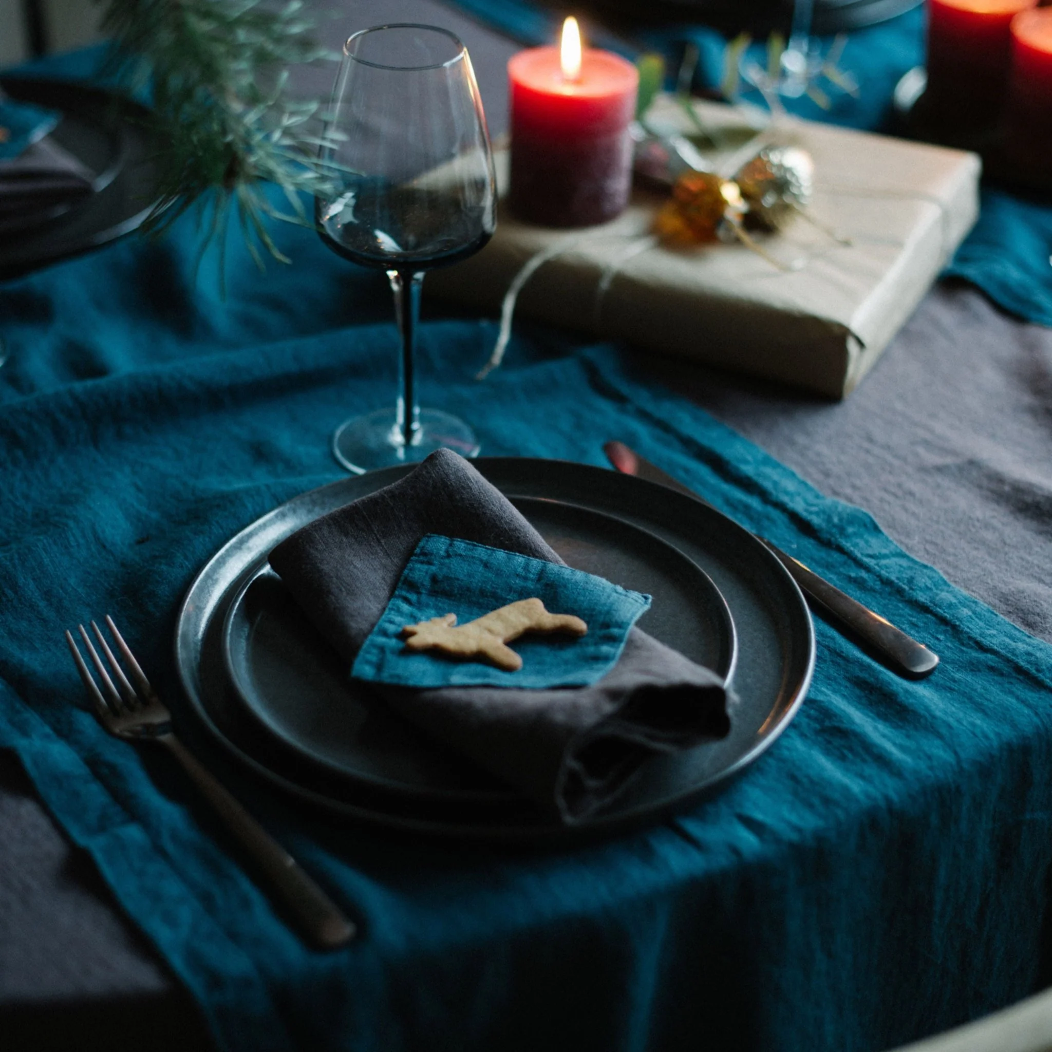 Deep Water Linen Coasters Set of 4 - Image 4