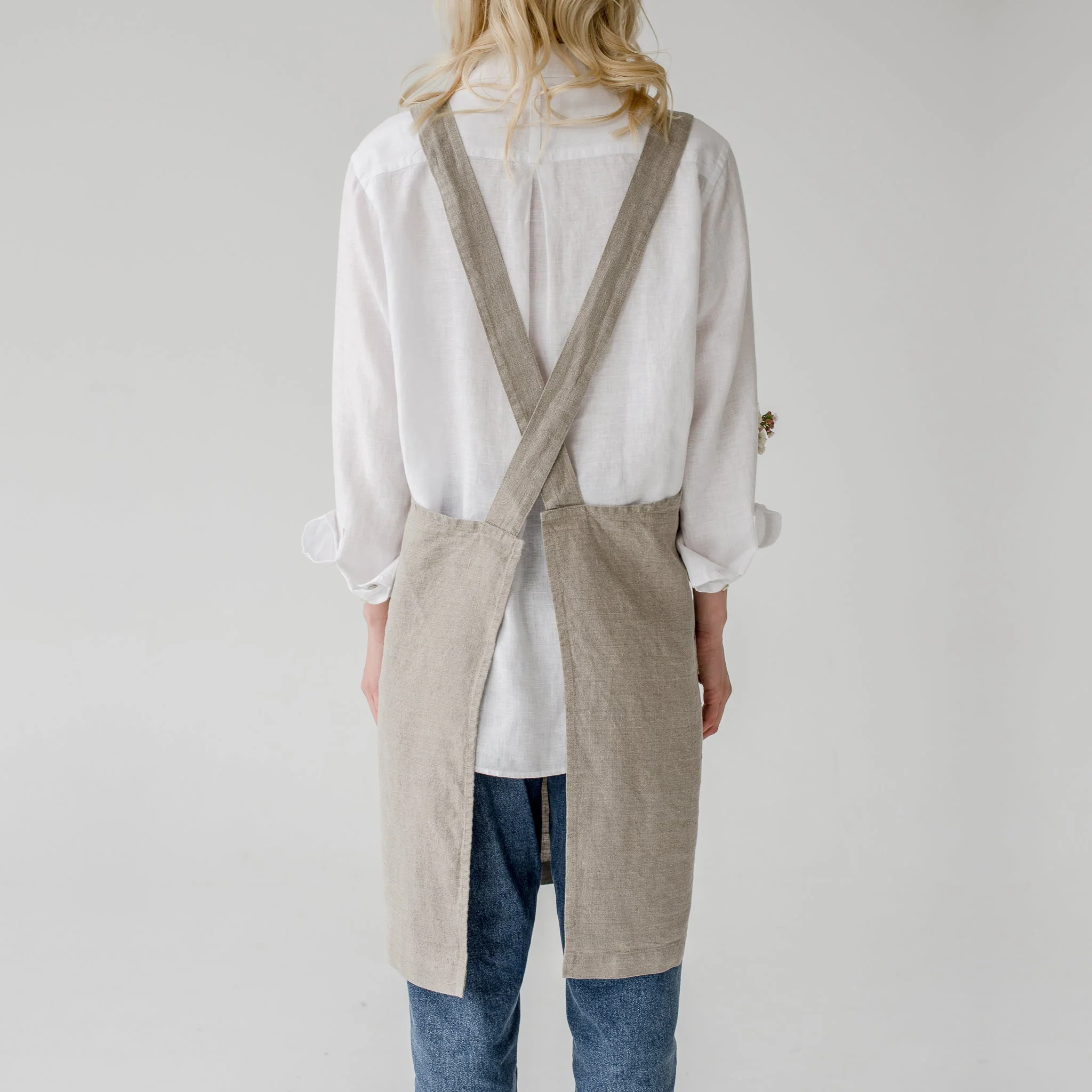Natural Linen Crossback Apron - Image 3
