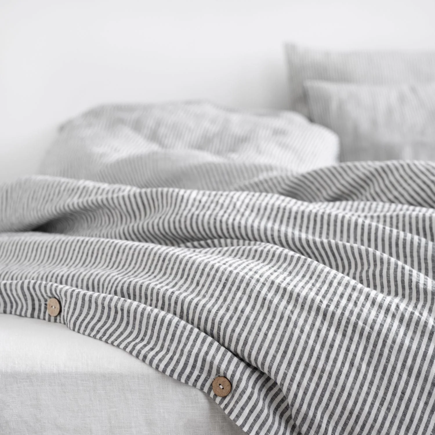 Thin Black Stripes Linen Duvet Cover - Image 3