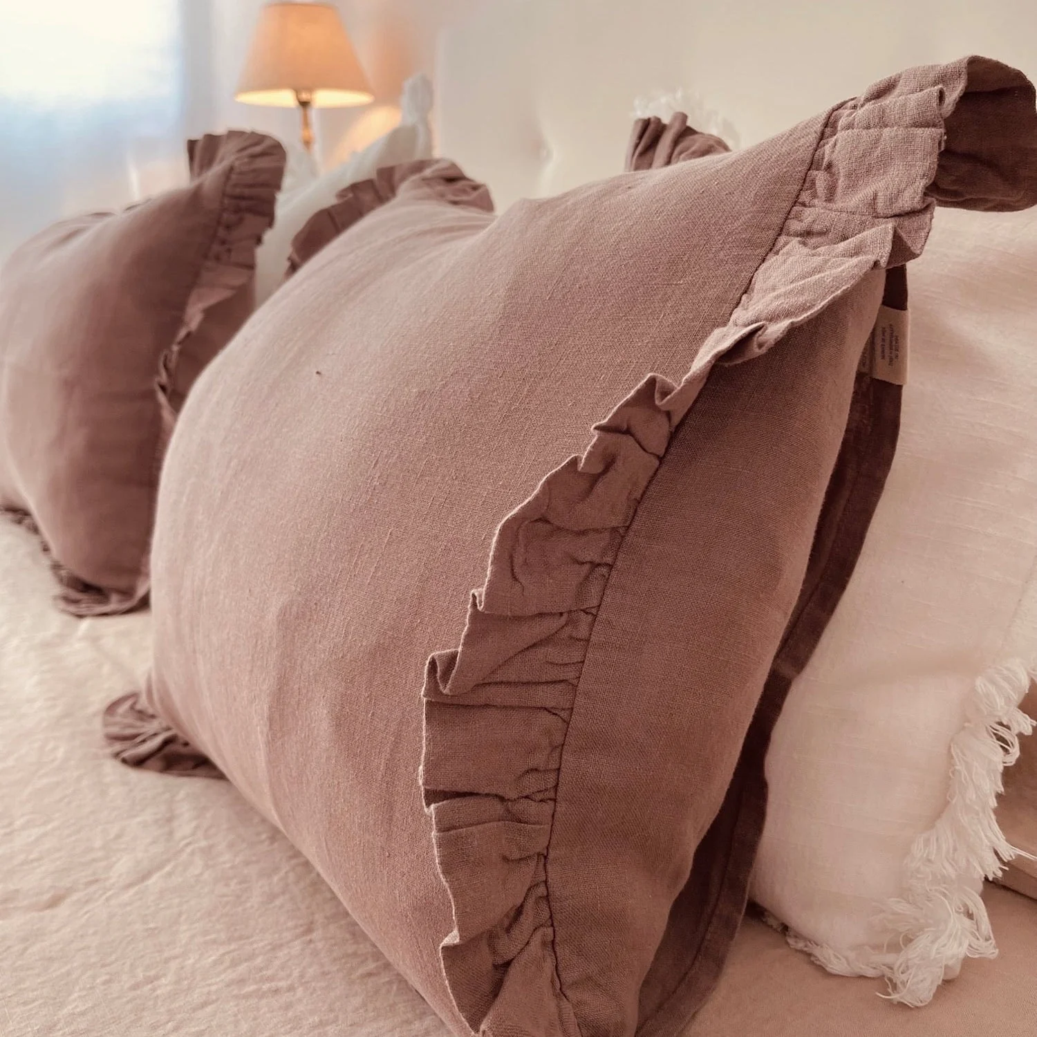 Ashes of Roses Linen Pillowcase with Frills - Image 5