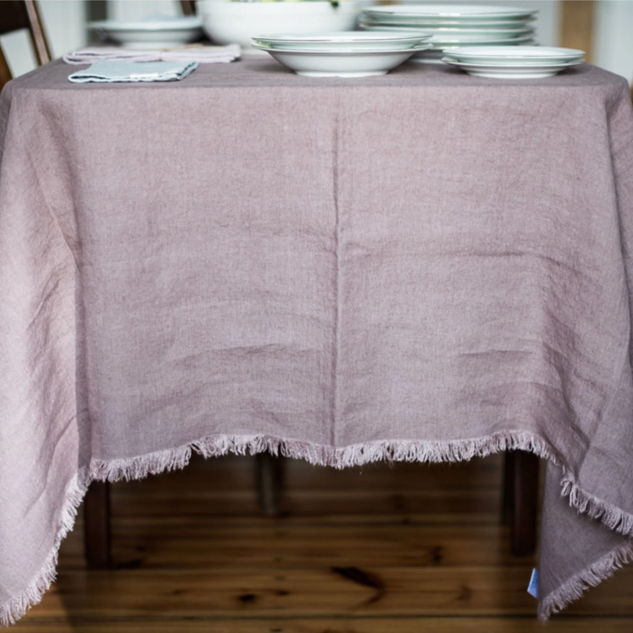 Ashes of Roses Linen Tablecloth with Fringes - Image 3
