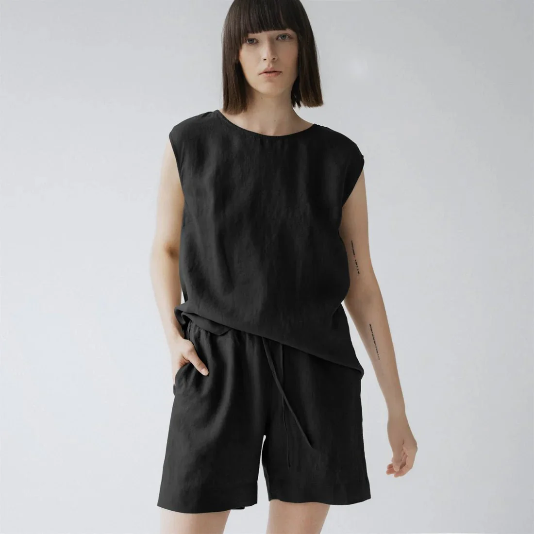 Black Linen Verbena Pyjama Set
