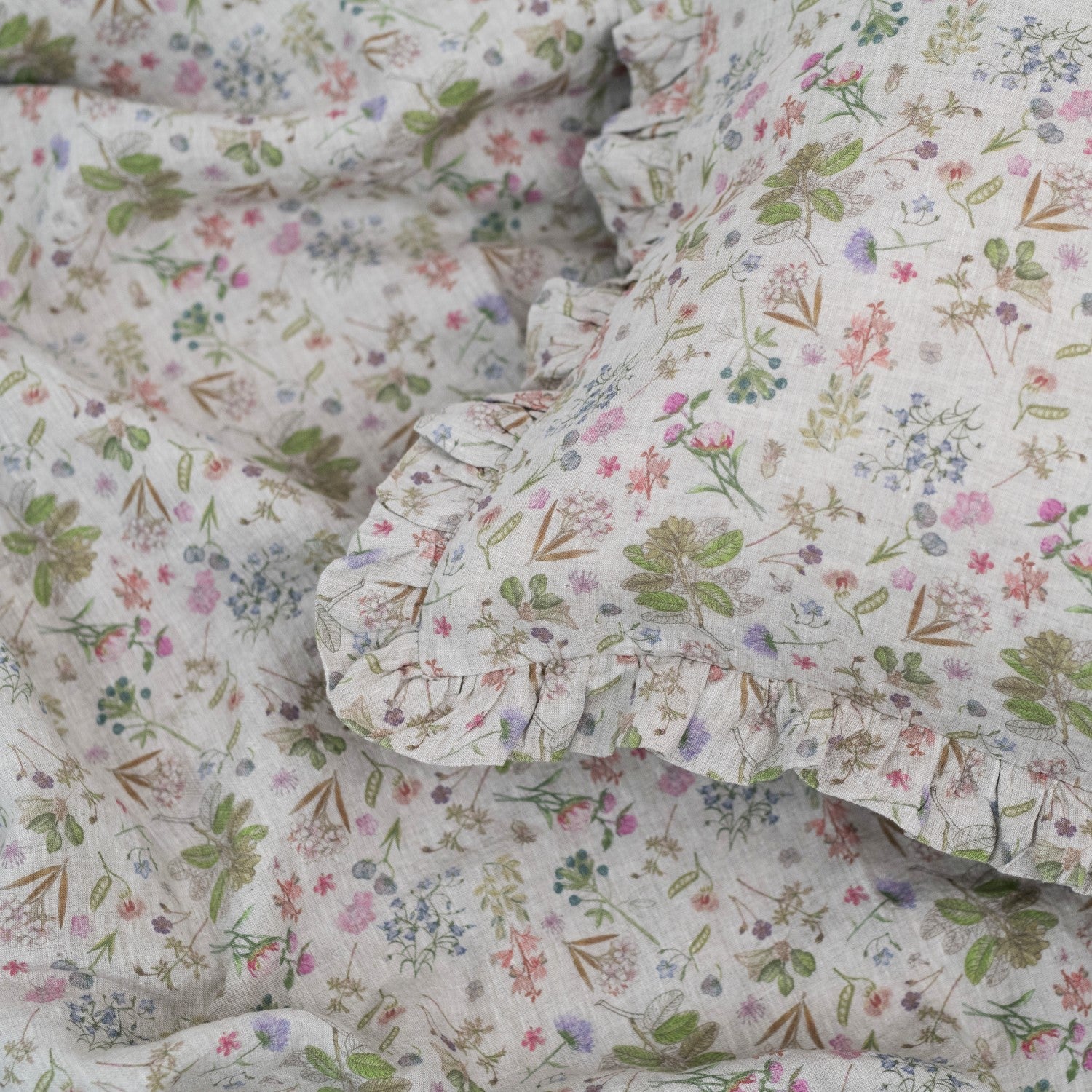 Botani Linen Pillowcase with Frills - Image 3
