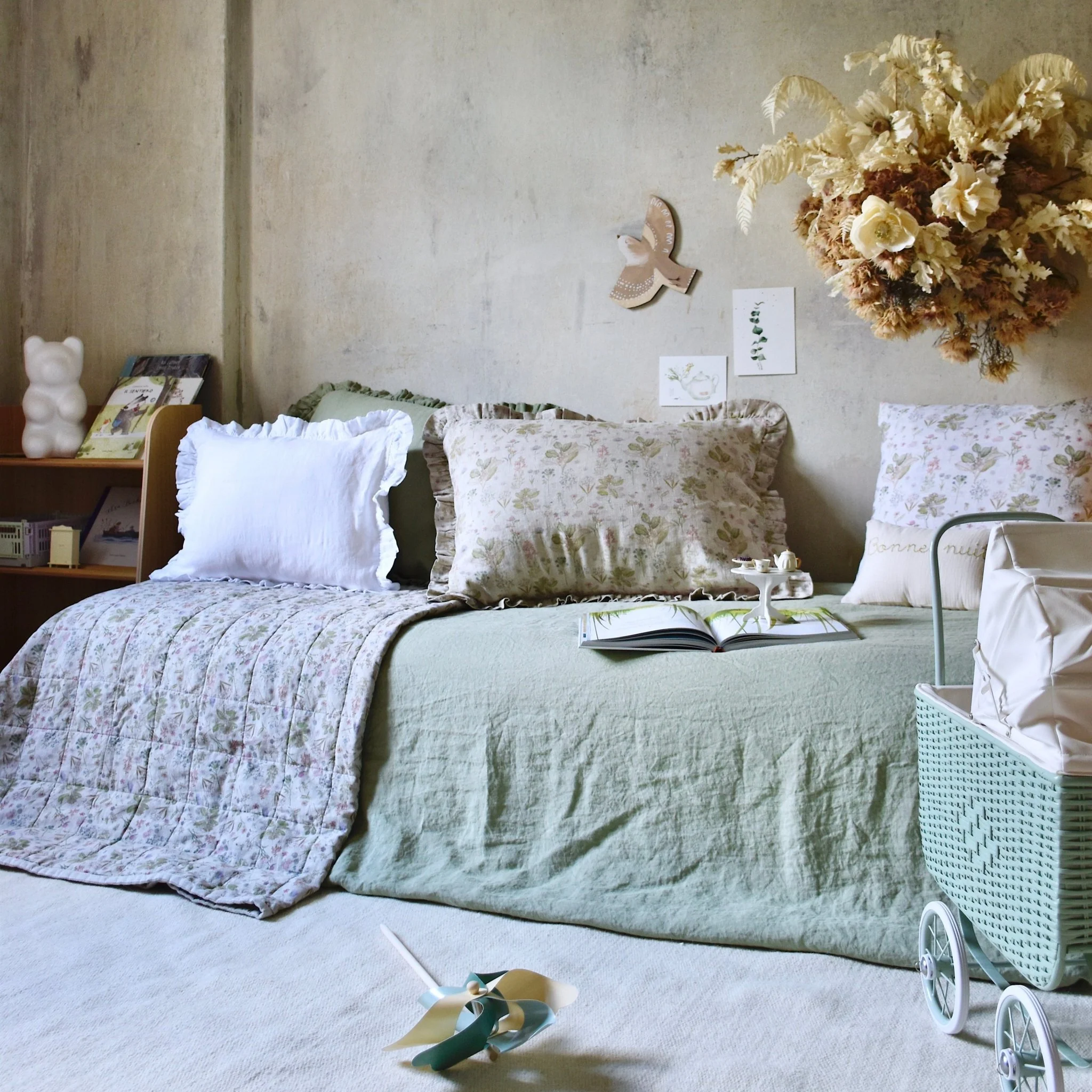 Botani Linen Pillowcase with Frills - Image 5