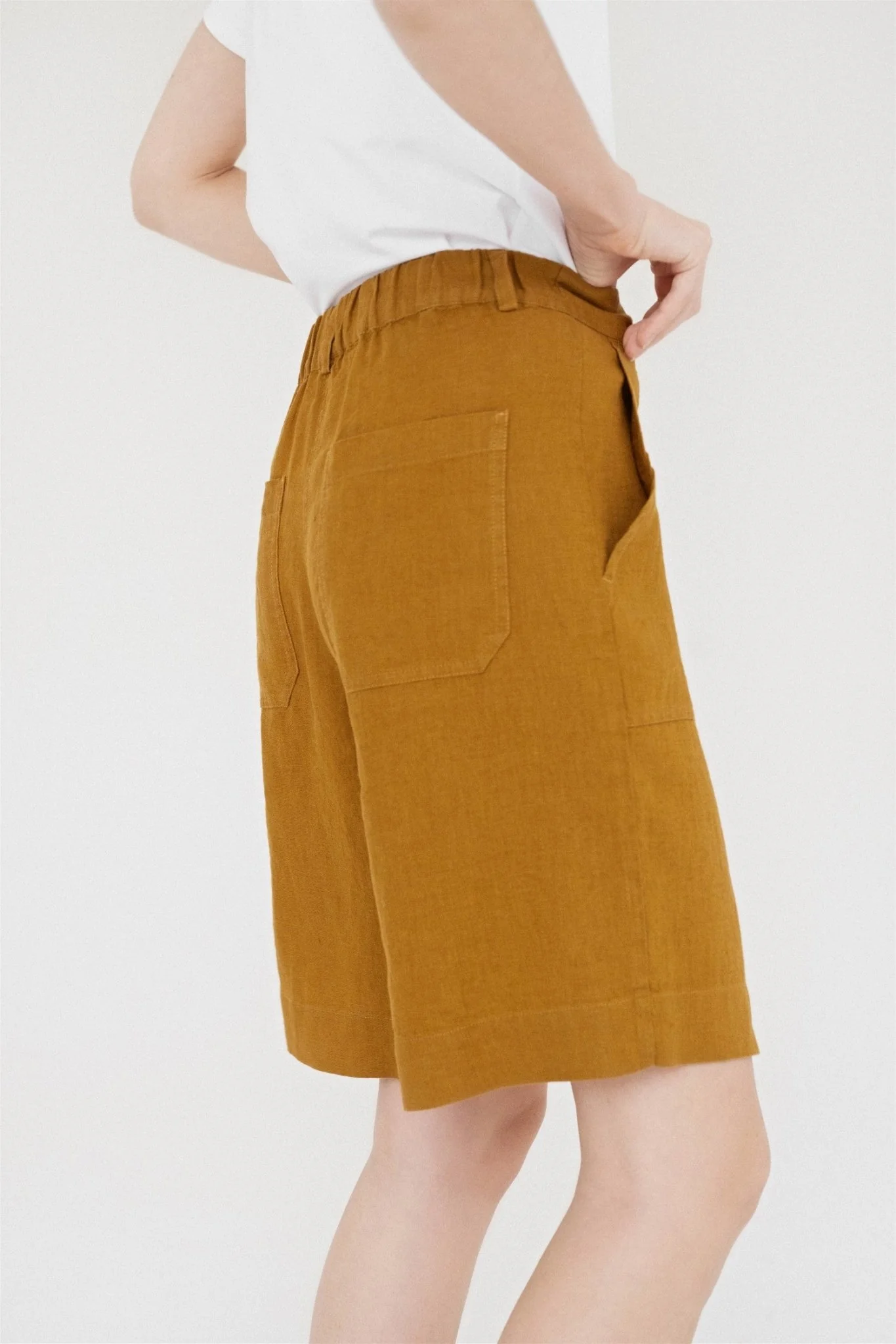 Bronze Linen Etude Shorts - Image 3