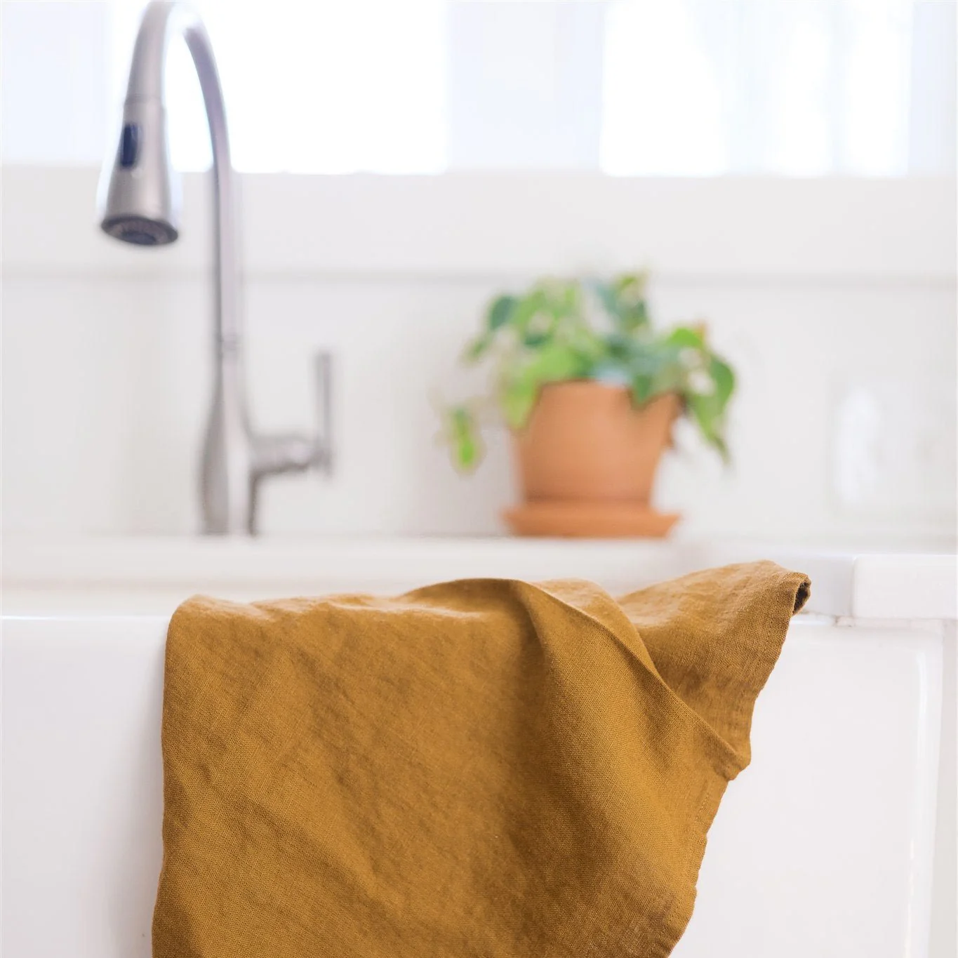 LIMITED EDITION Bronze Linen Kitchen Towel - Image 2