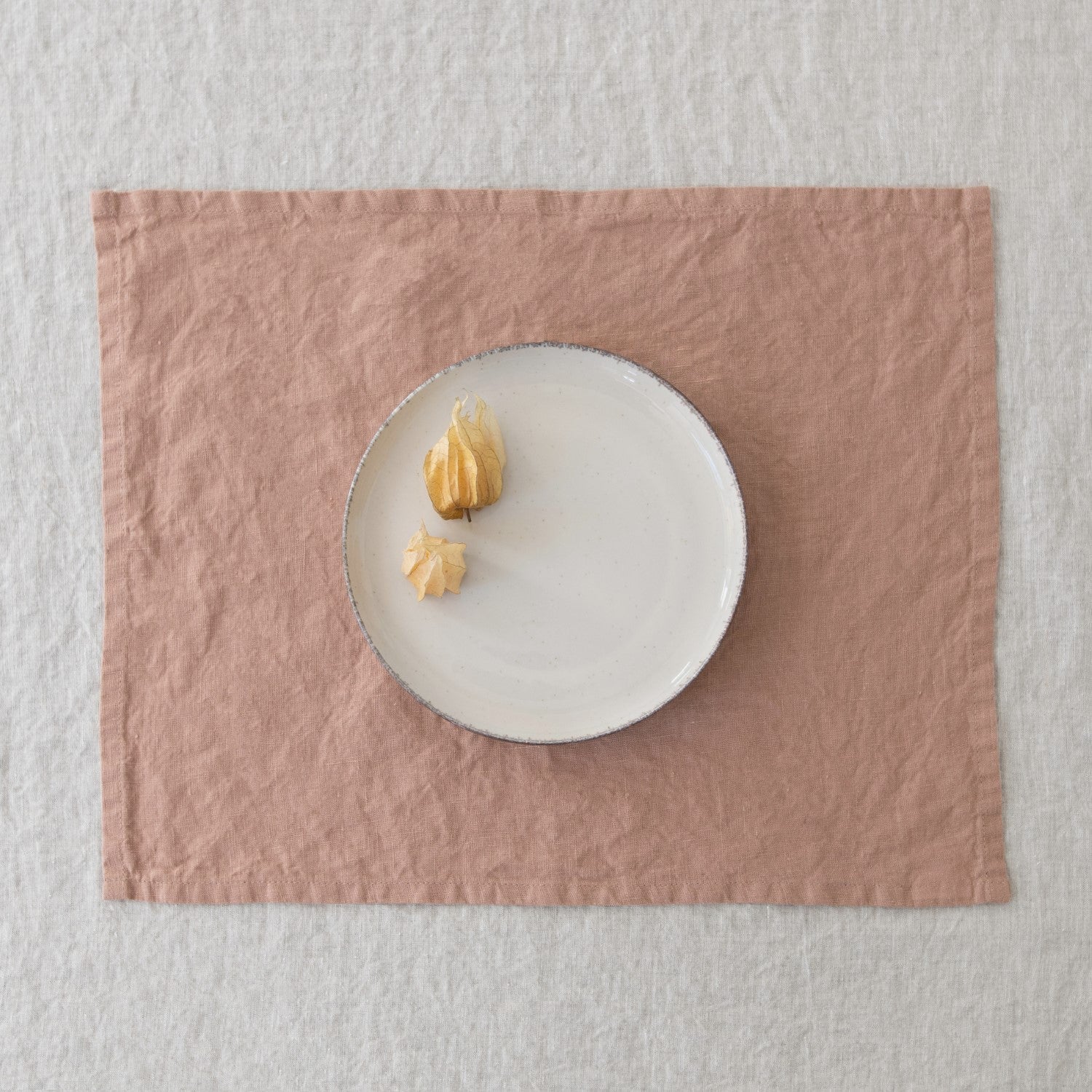 Cafe Creme Lightweight Linen Placemat