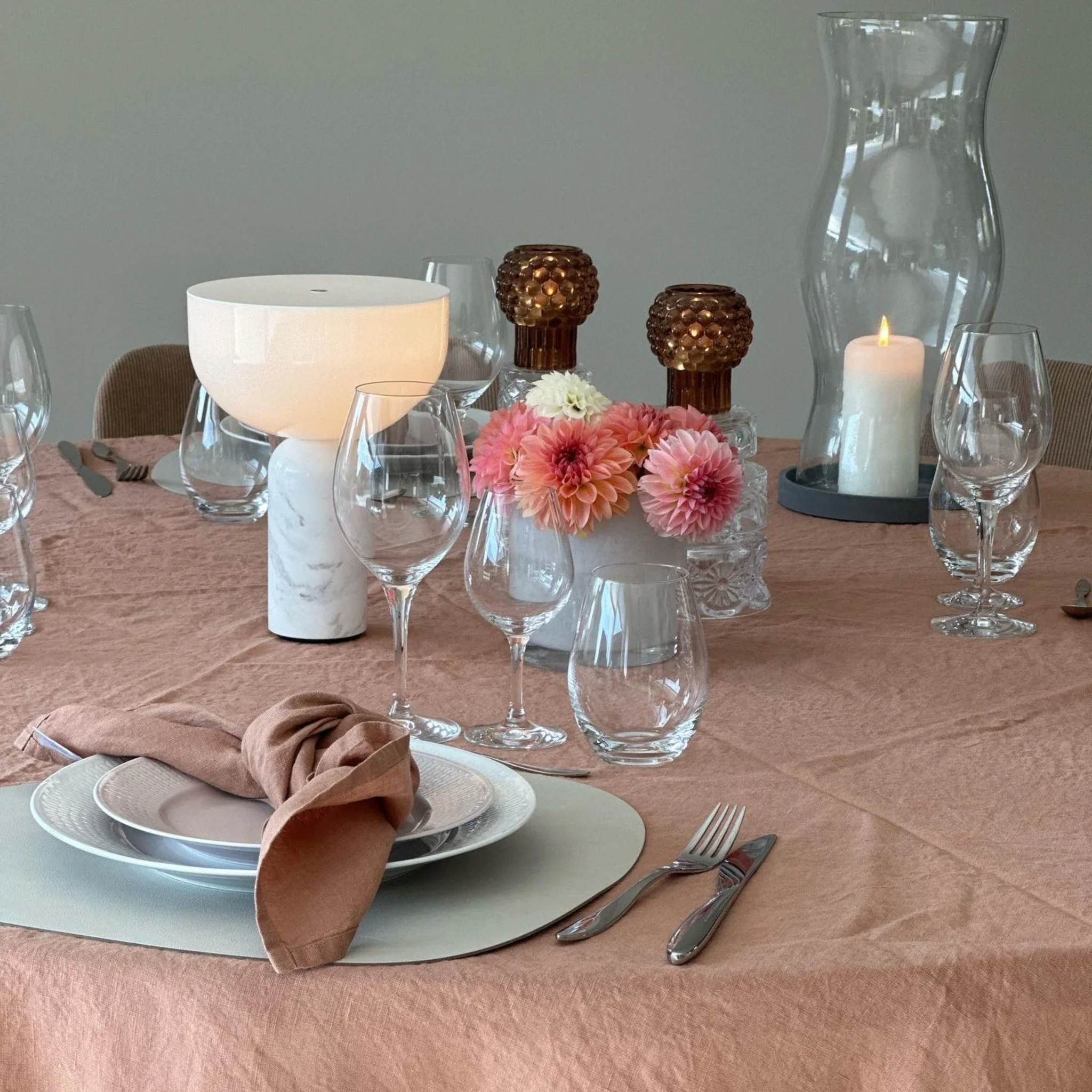 Cafe Creme Lightweight Linen Round Tablecloth - Image 3