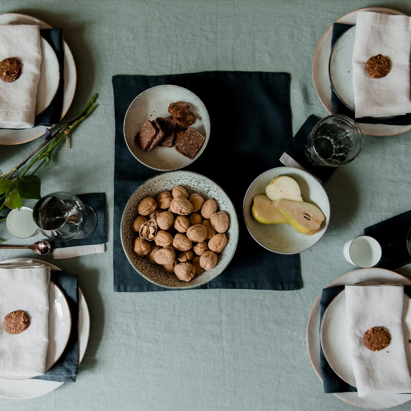 Deep Water Linen Placemat - Image 2