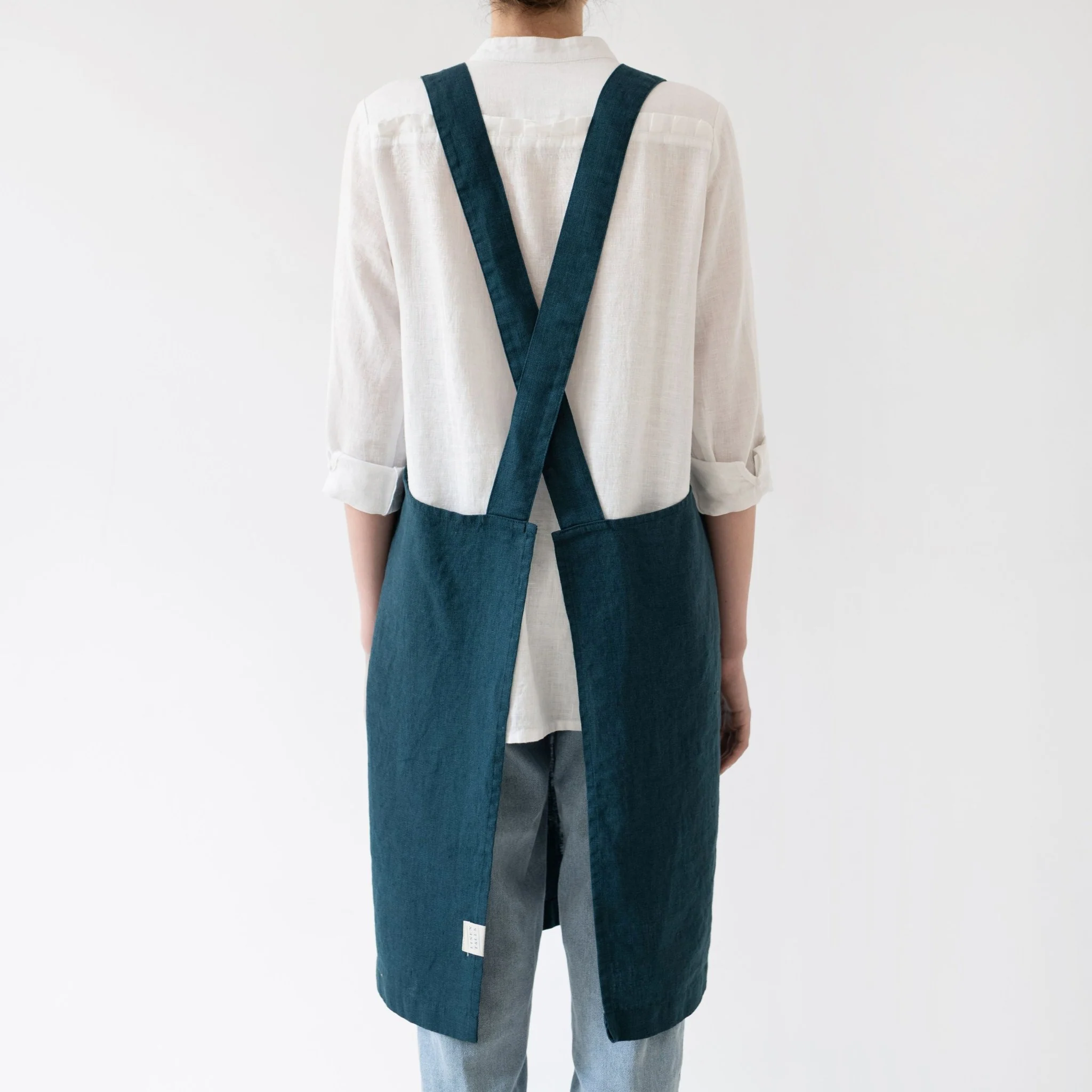 Deep Water Linen Crossback Apron - Image 3