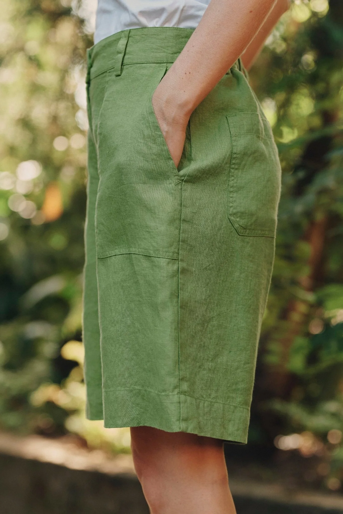 Foliage Green Linen Etude Shorts - Image 2