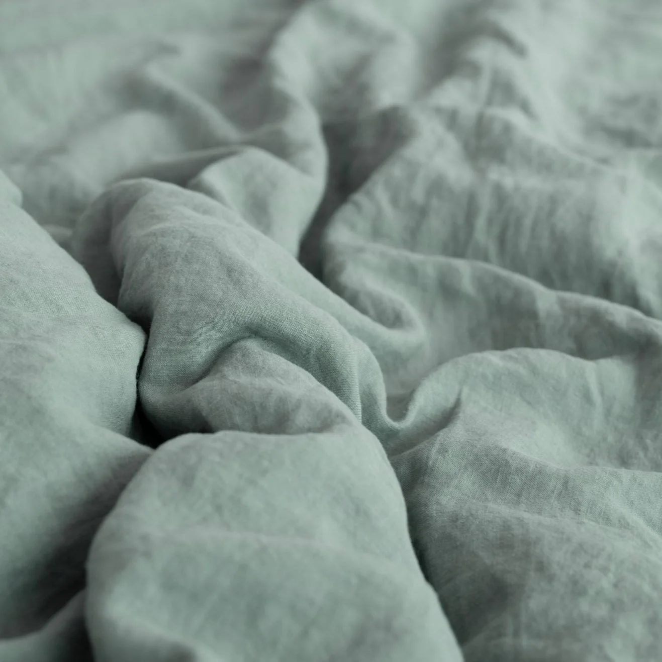 Green Milieu Linen Duvet Cover Set - Image 3