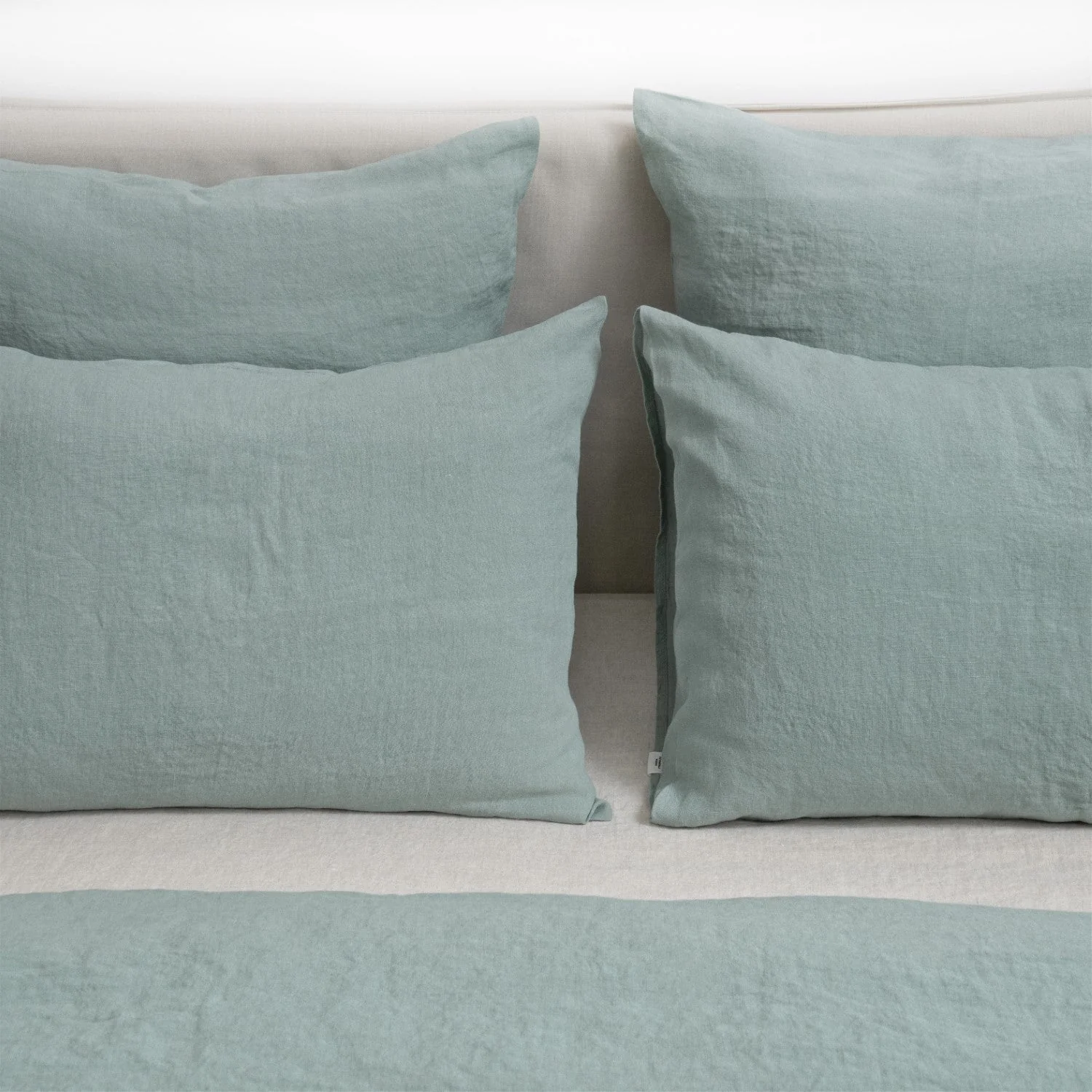 Green Milieu Linen Duvet Cover Set - Image 7