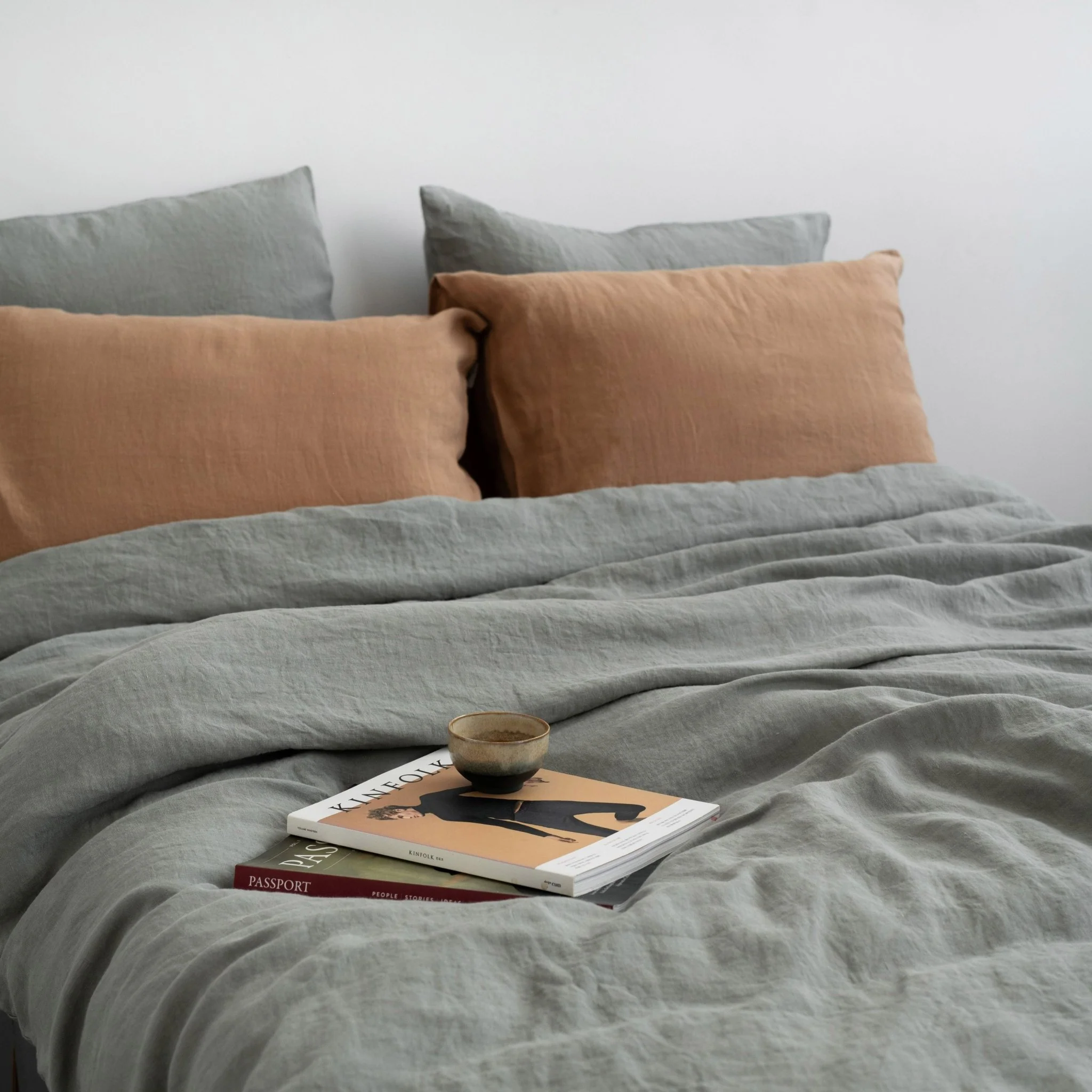 LIMITED EDITION Khaki Linen Duvet Cover - Image 3