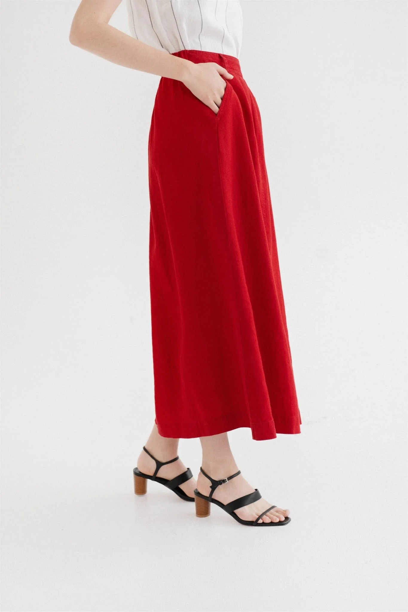 Lava Falls Linen Gardenia Skirt - Image 4