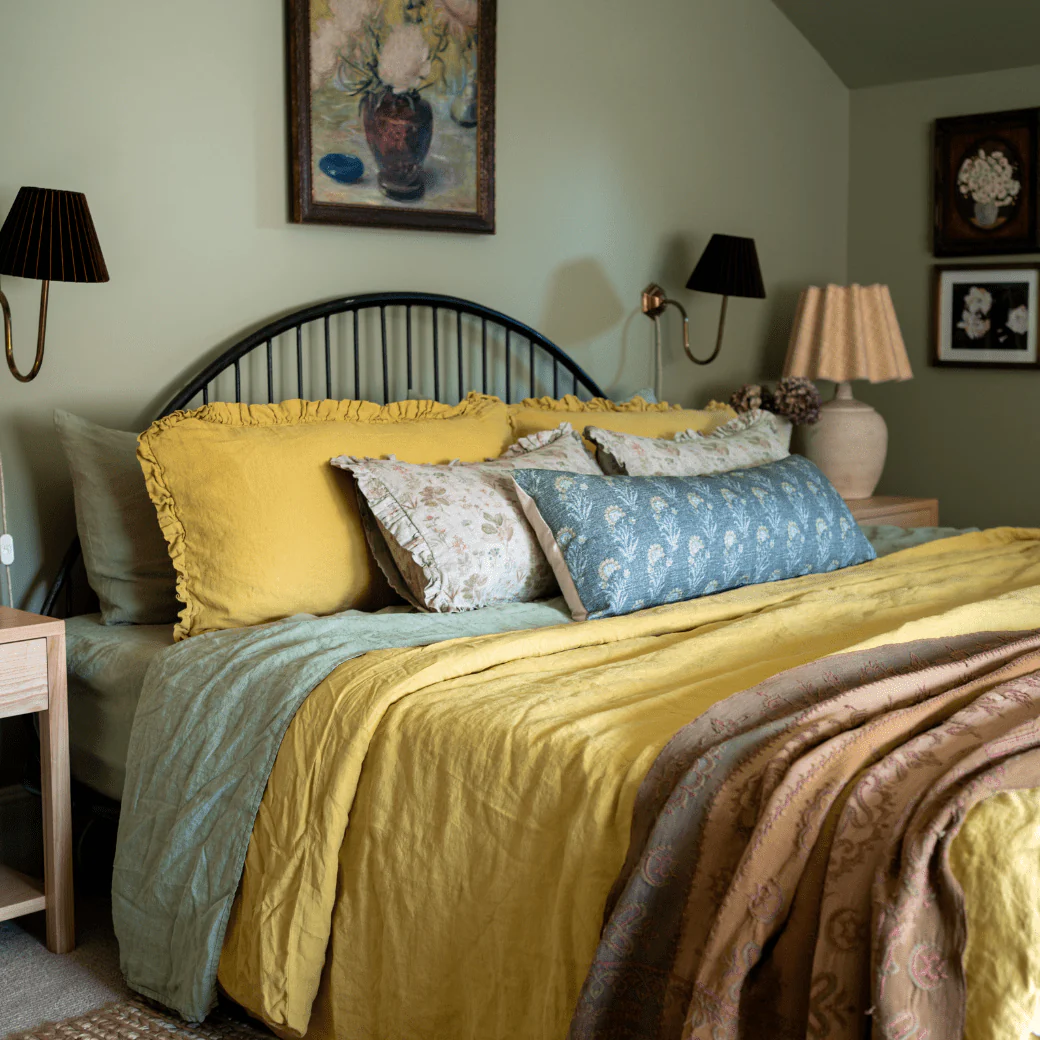 Lemon Curry Linen Pillowcase with Frills - Image 2