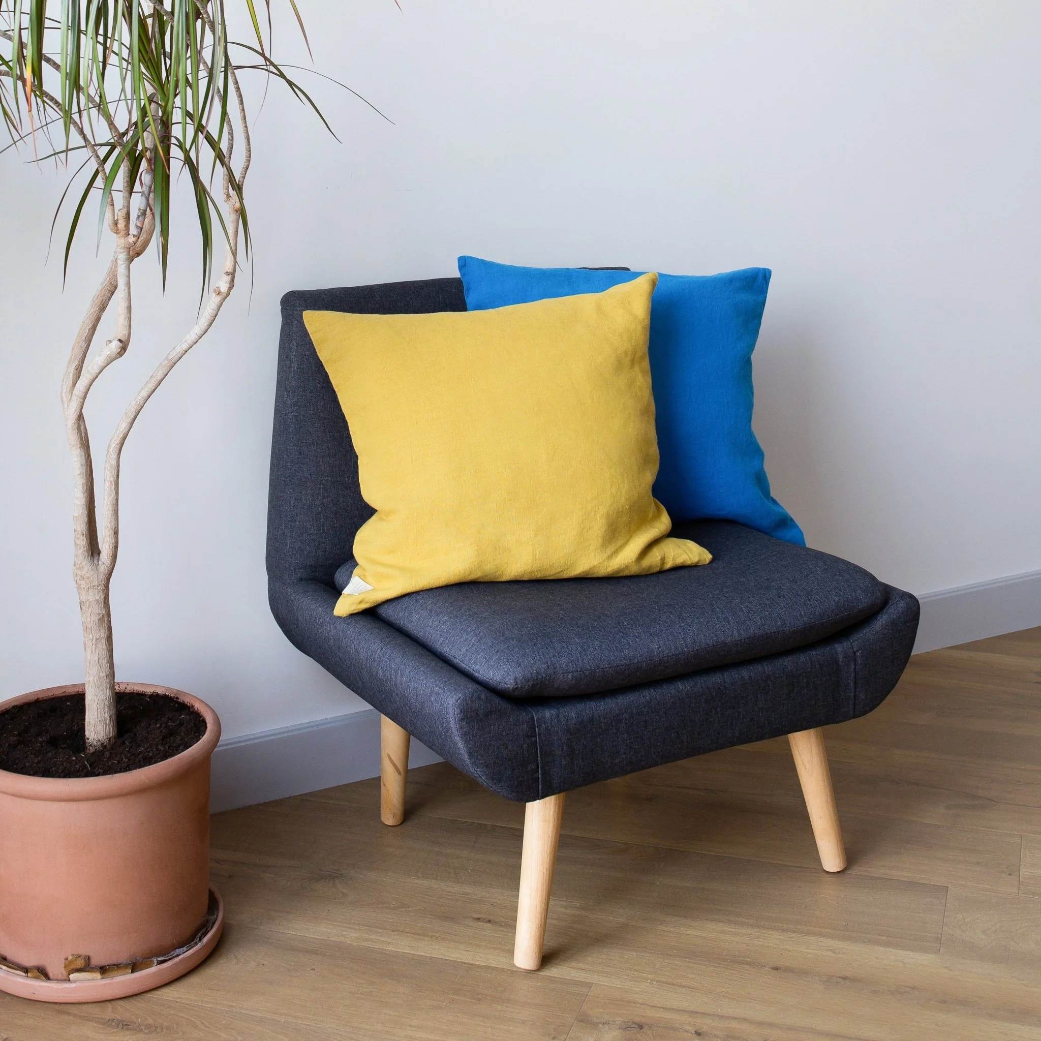 LIMITED EDITION Lemon Curry Linen Cushion Cover - Image 3