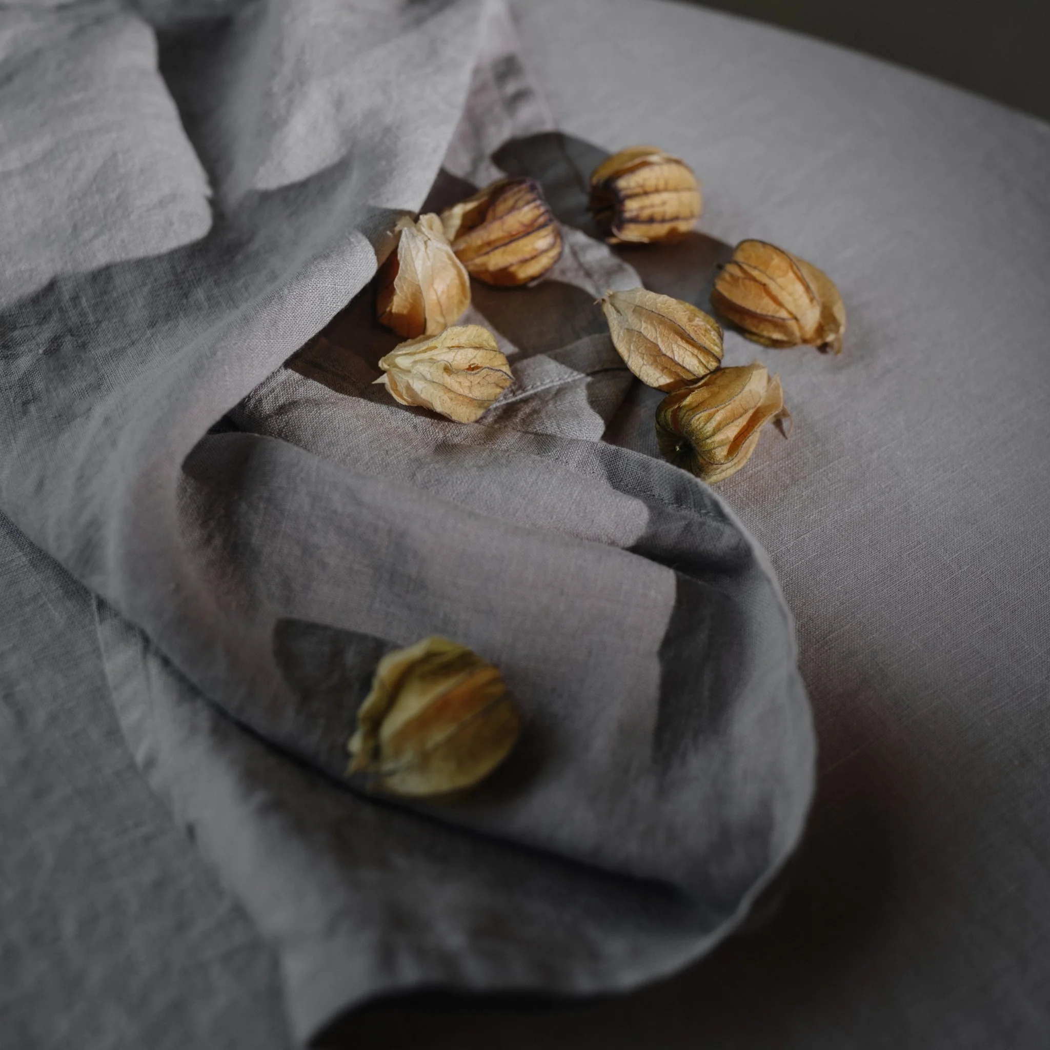 Light Grey Lightweight Linen Round Tablecloth - Image 3