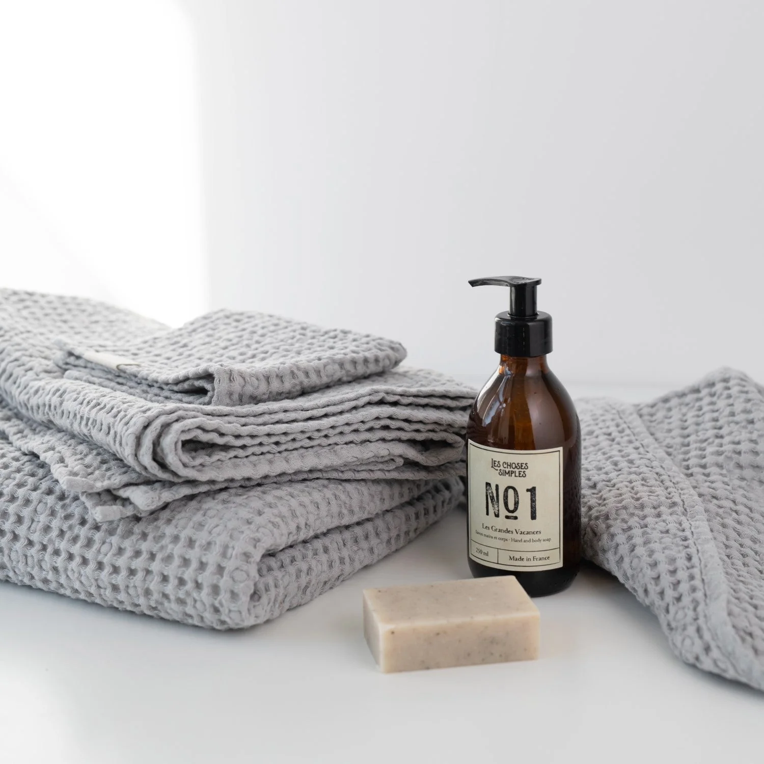 Light Grey Linen & Cotton Honeycomb Waffle Towel - Image 5