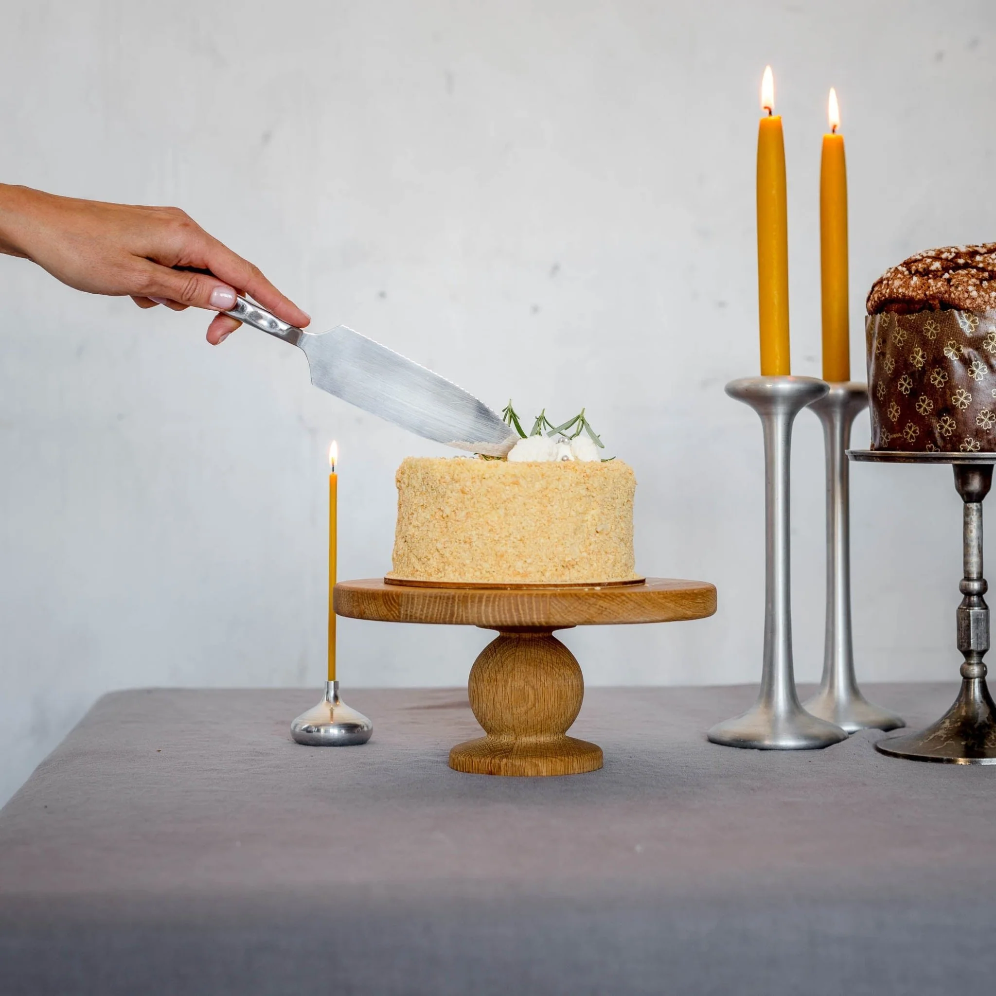 Light Grey Linen Tablecloth - Image 2