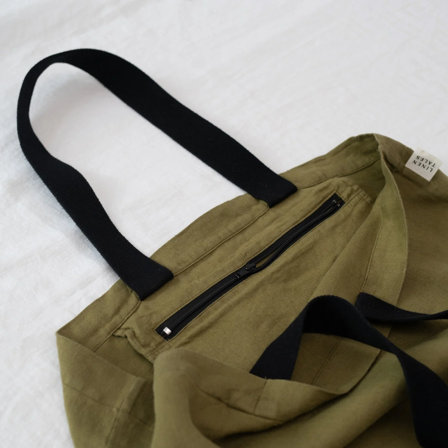 LIMITED EDITION Linen Tales Ash Twill Linen Shoulder Bag - Image 3