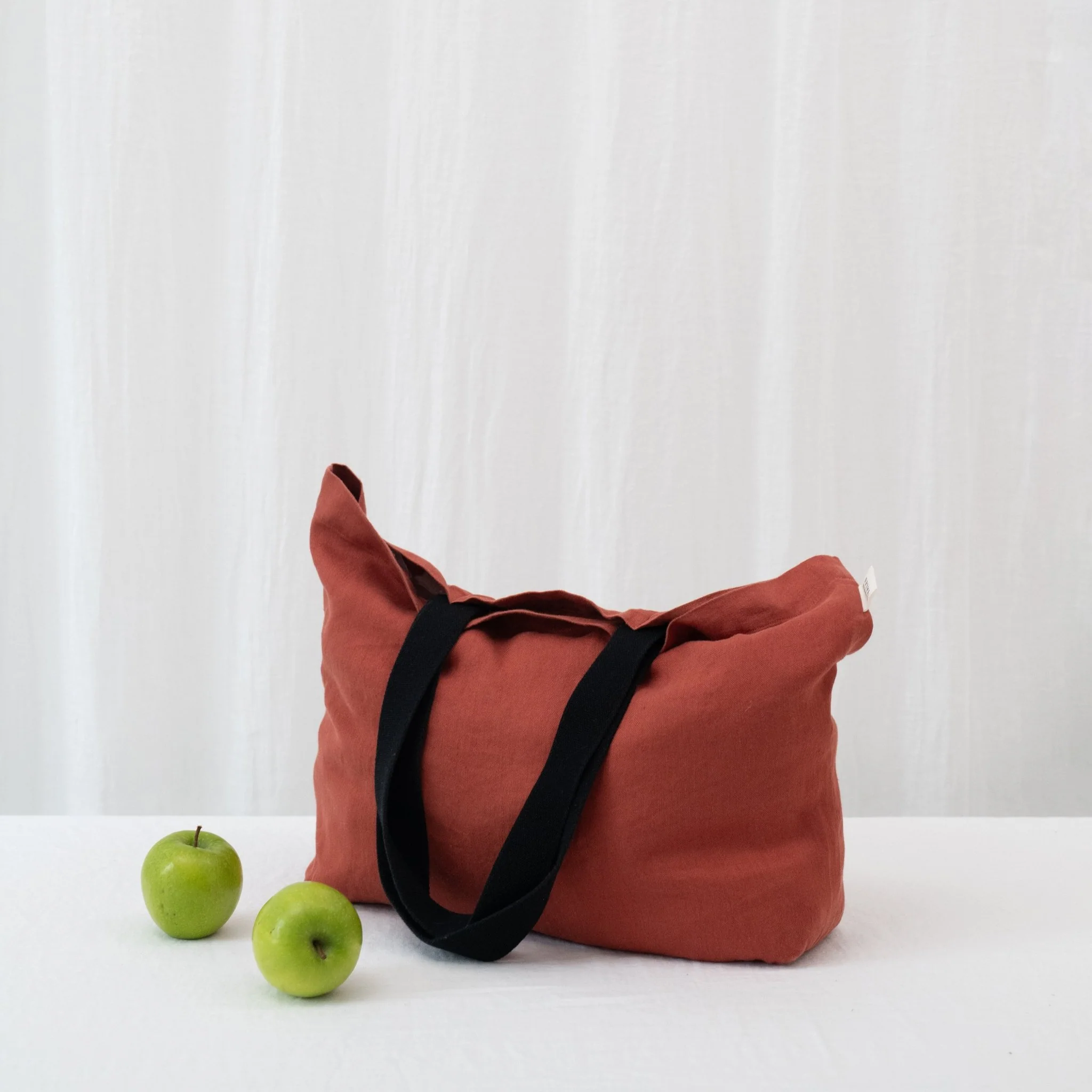 LIMITED EDITION Linen Tales Ashberry Twill Linen Shoulder Bag - Image 2
