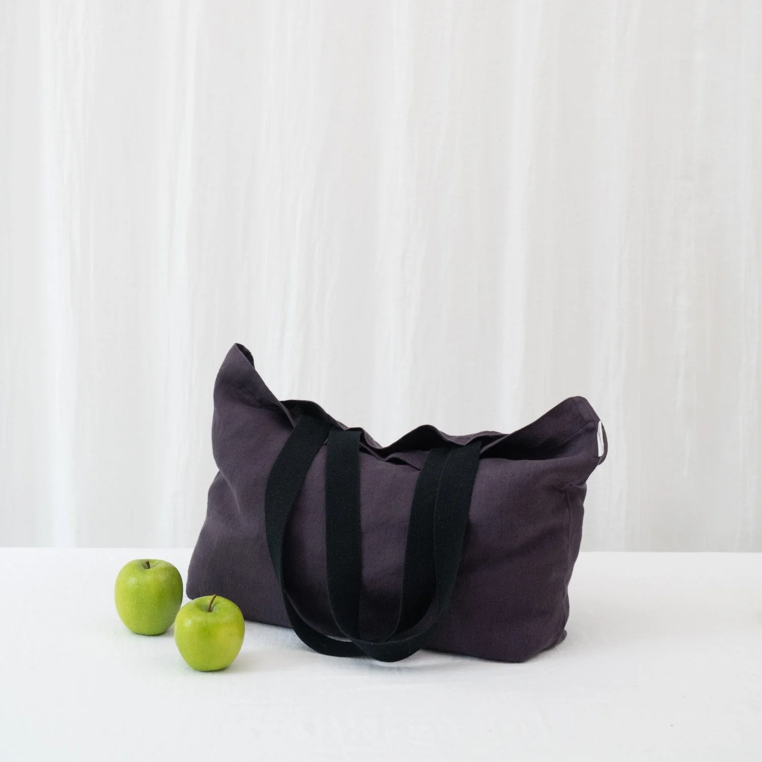 LIMITED EDITION Linen Tales Magnet Twill Linen Shoulder Bag - Image 2