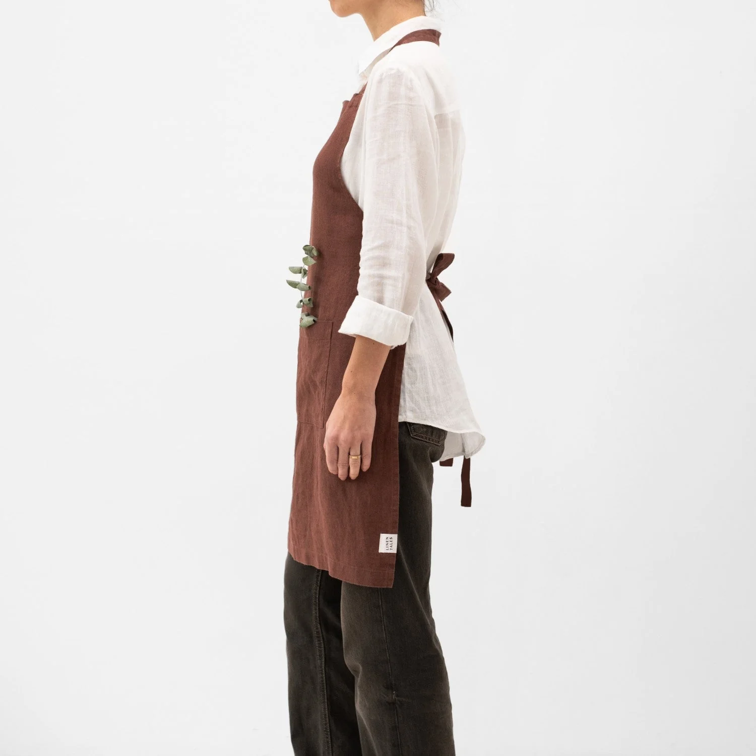 Chocolate Linen Daily Apron - Image 2