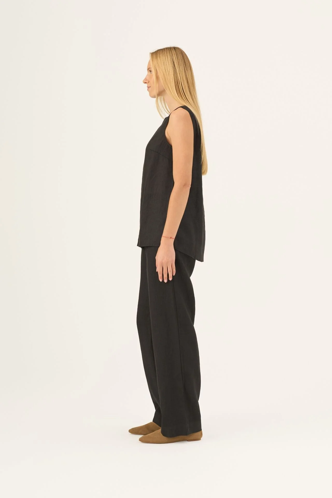 Black Linen Audrey Top - Image 3