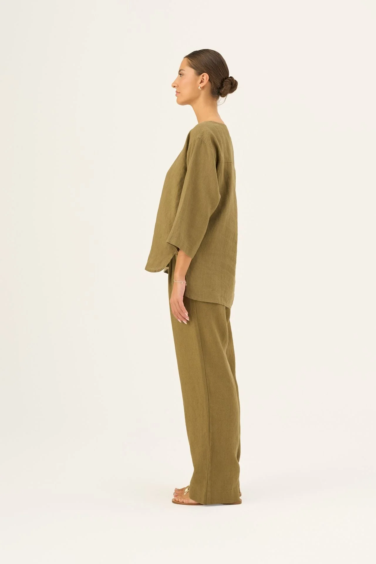 Olive Khaki Linen Bilberry Top - Image 3