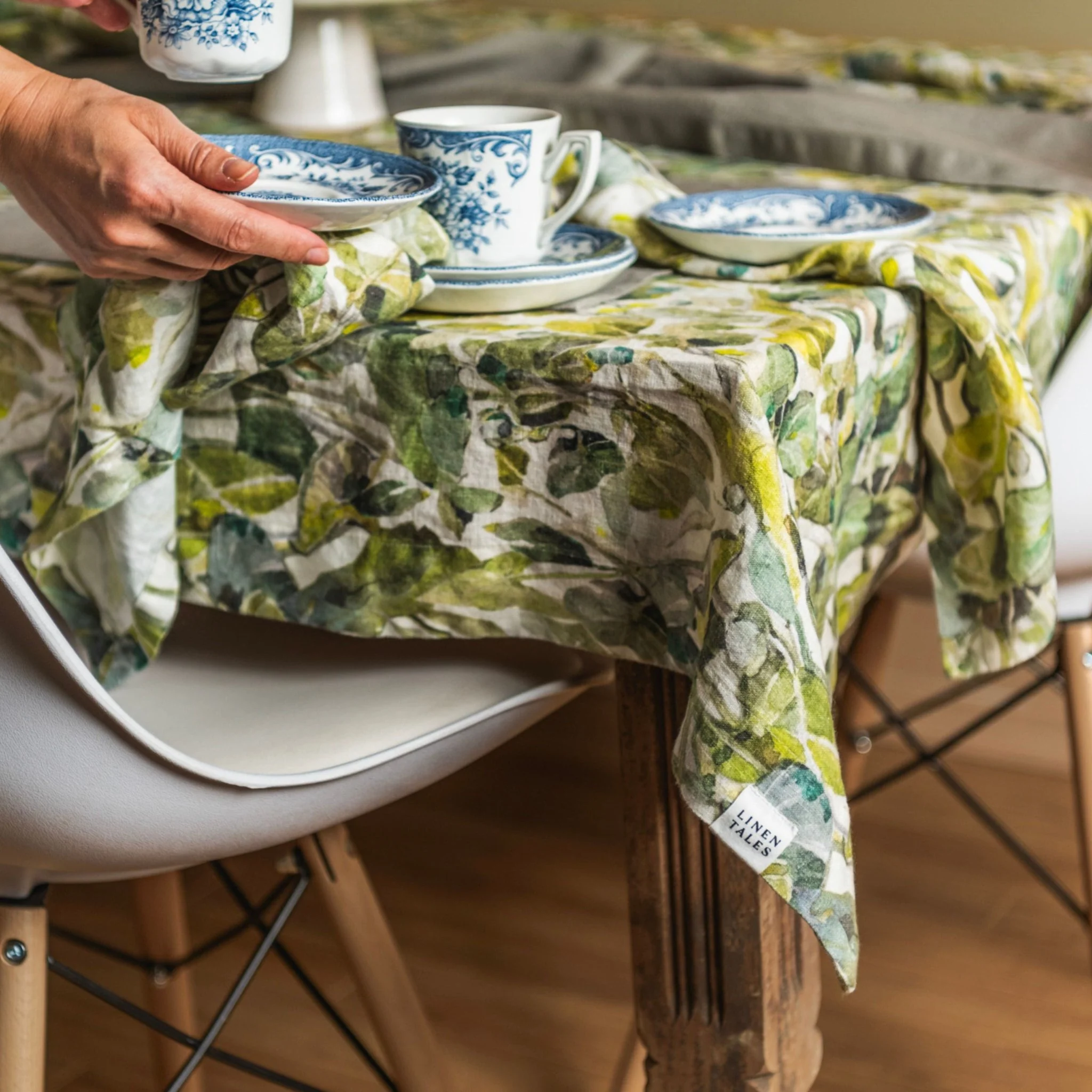 LIMITED EDITION Lotus Linen Tablecloth - Image 3