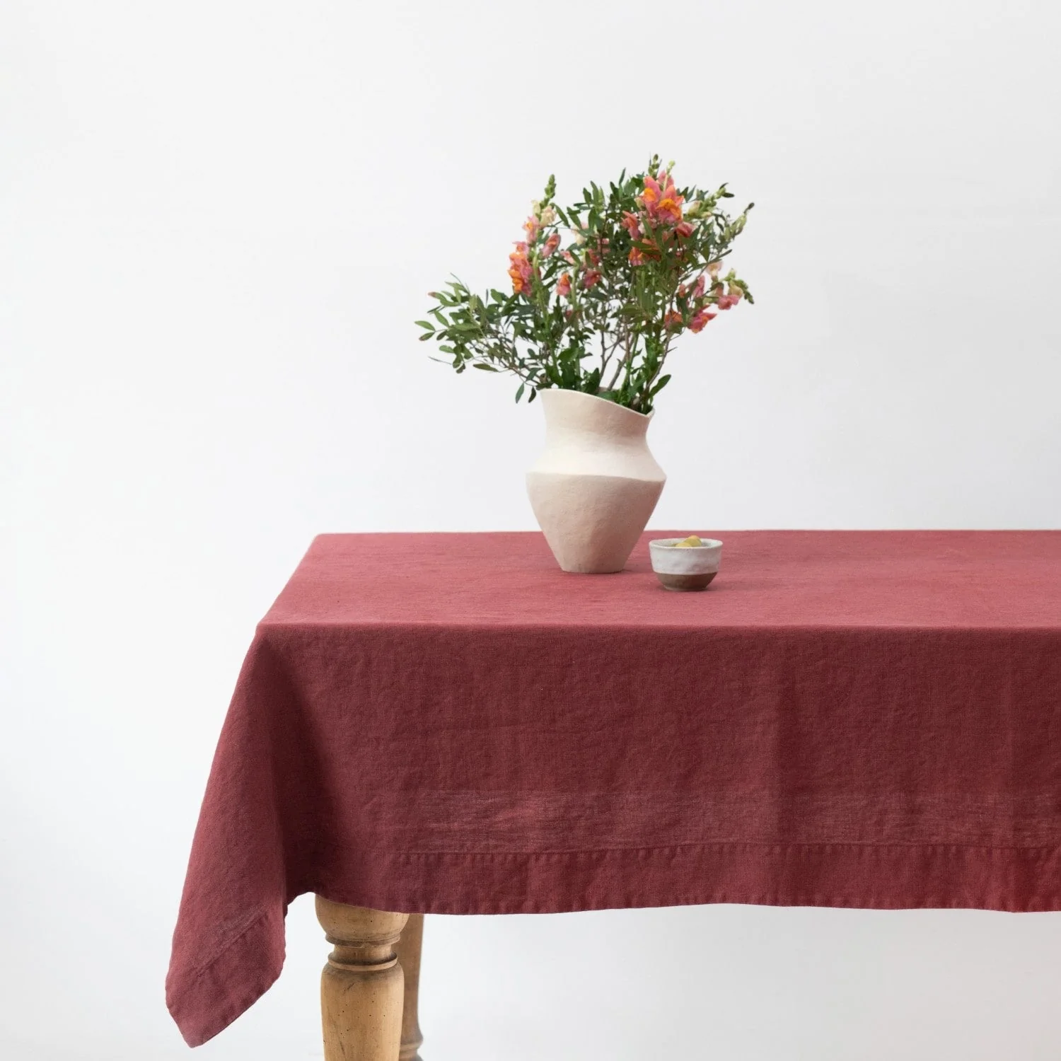 Marsala Linen Tablecloth - Image 2