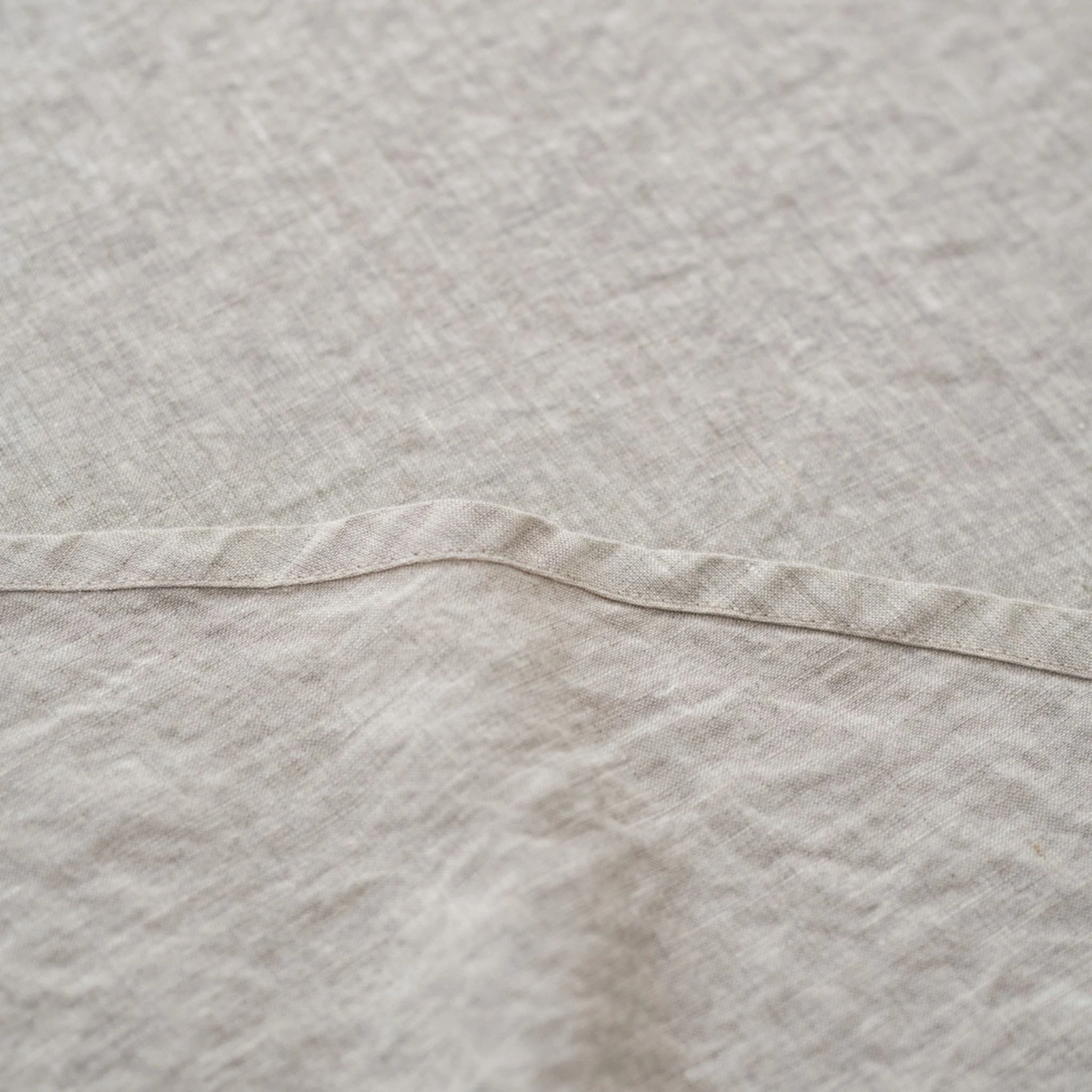 Melange Lightweight Linen Round Tablecloth - Image 4