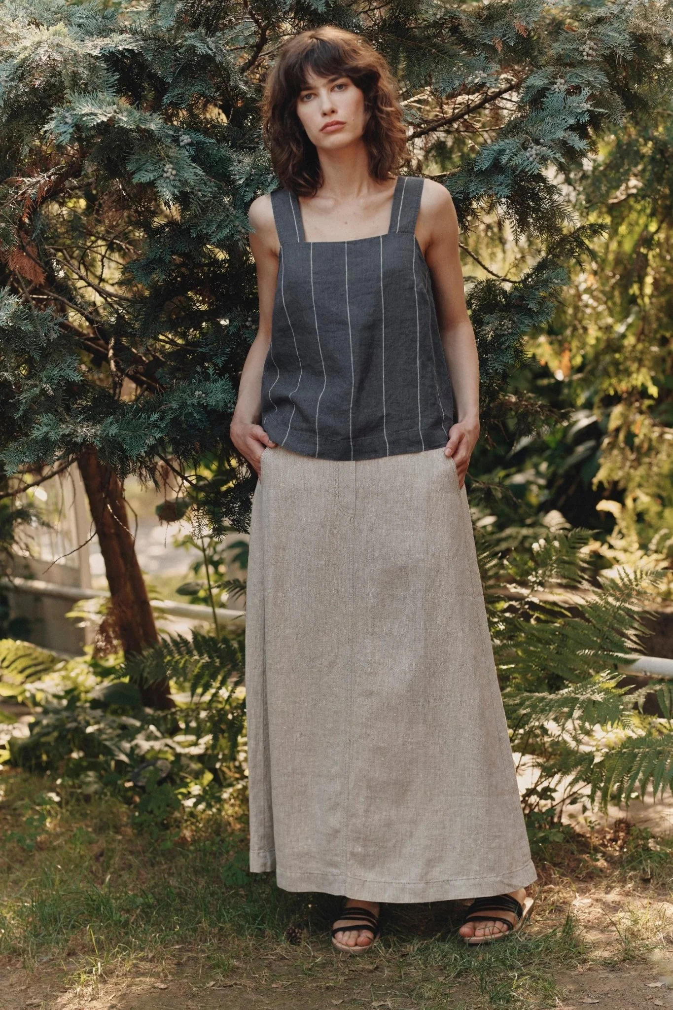 Melange Linen Gardenia Skirt - Image 4