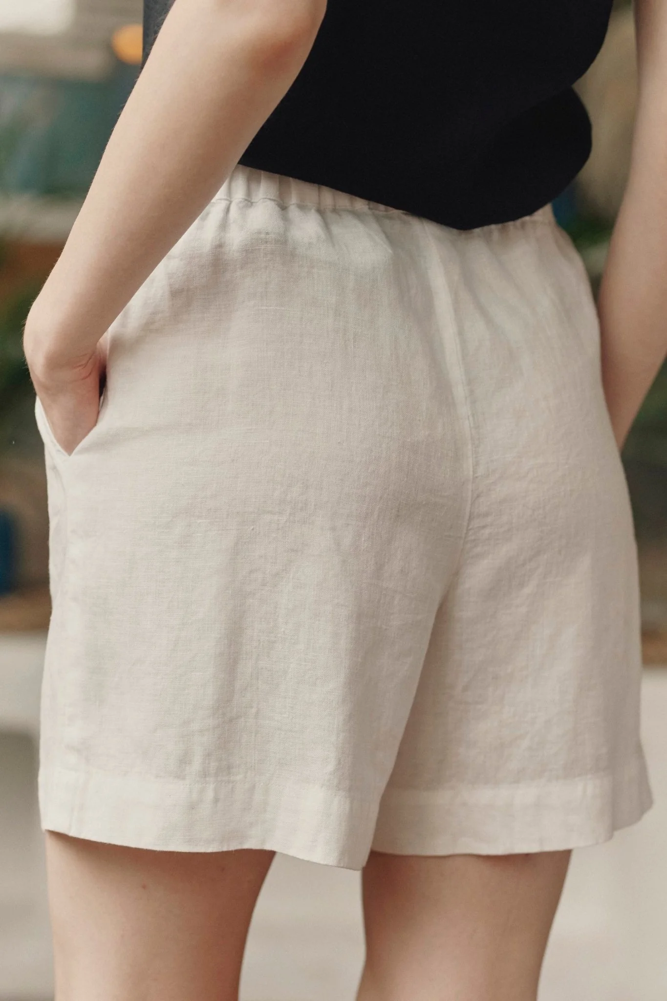 Optical White Linen Hip-Hop Shorts - Image 4