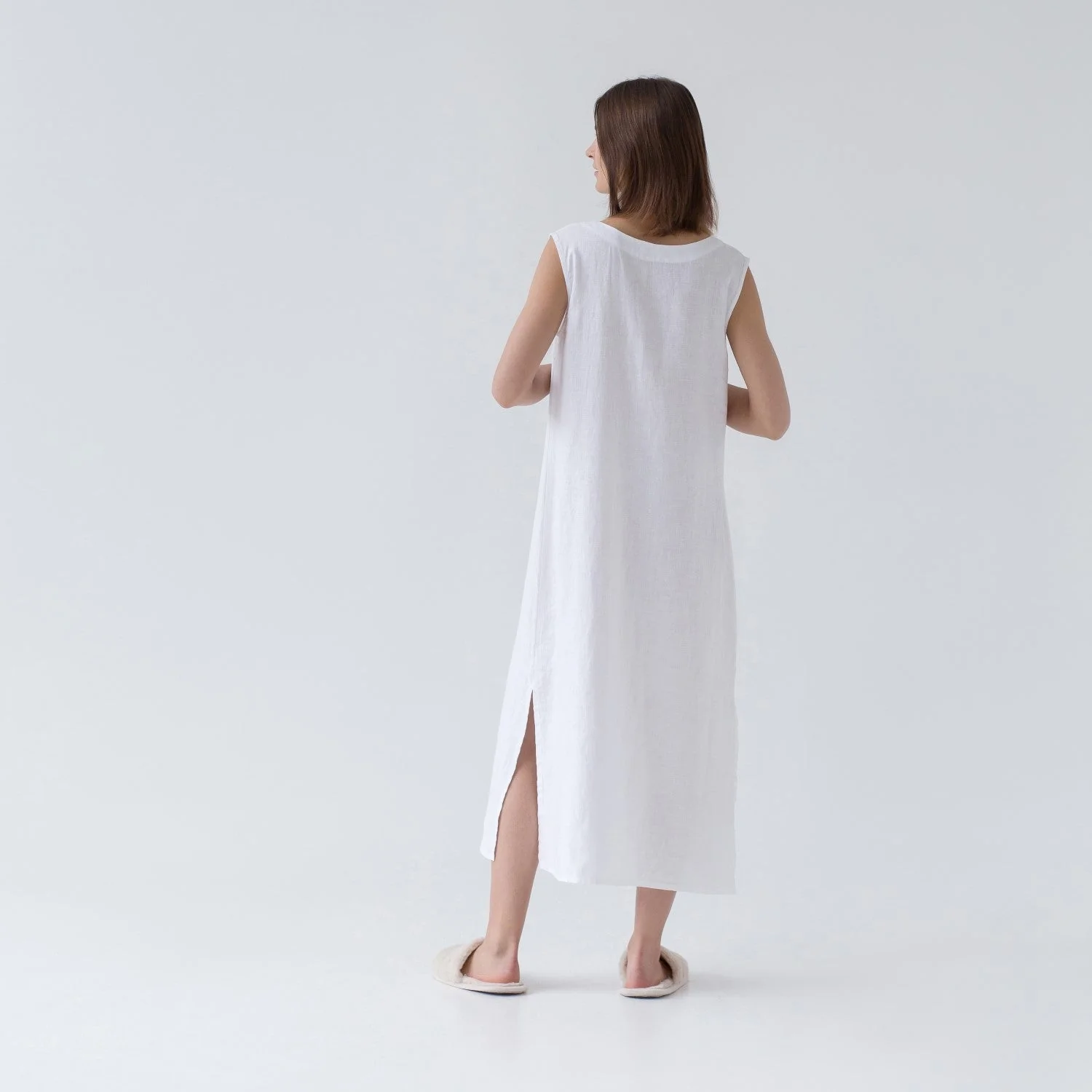 Optical White Linen Nasturtium Nightdress - Image 3