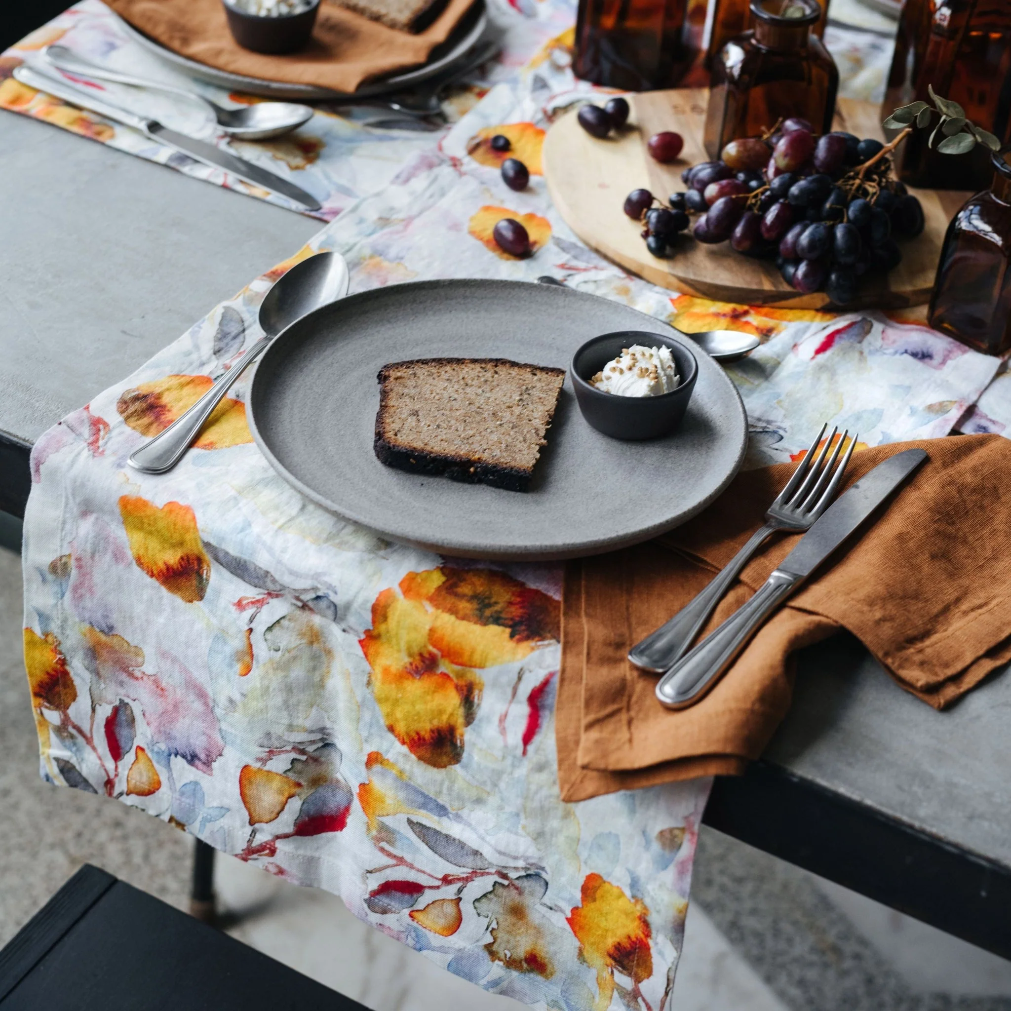 LIMITED EDITION Orange Flow Linen Table Runner - Image 3