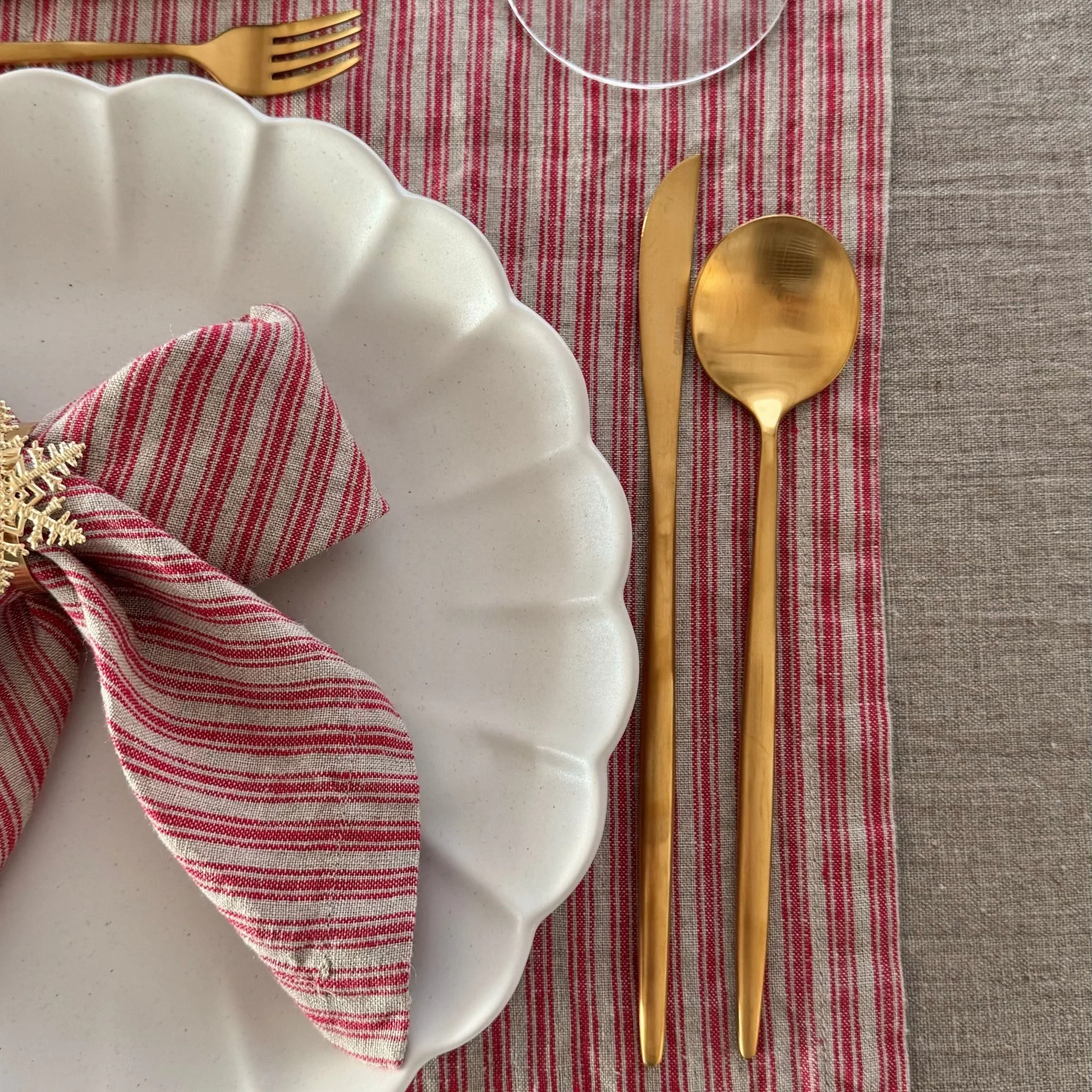 Red Natural Stripes Linen Table Runner - Image 3