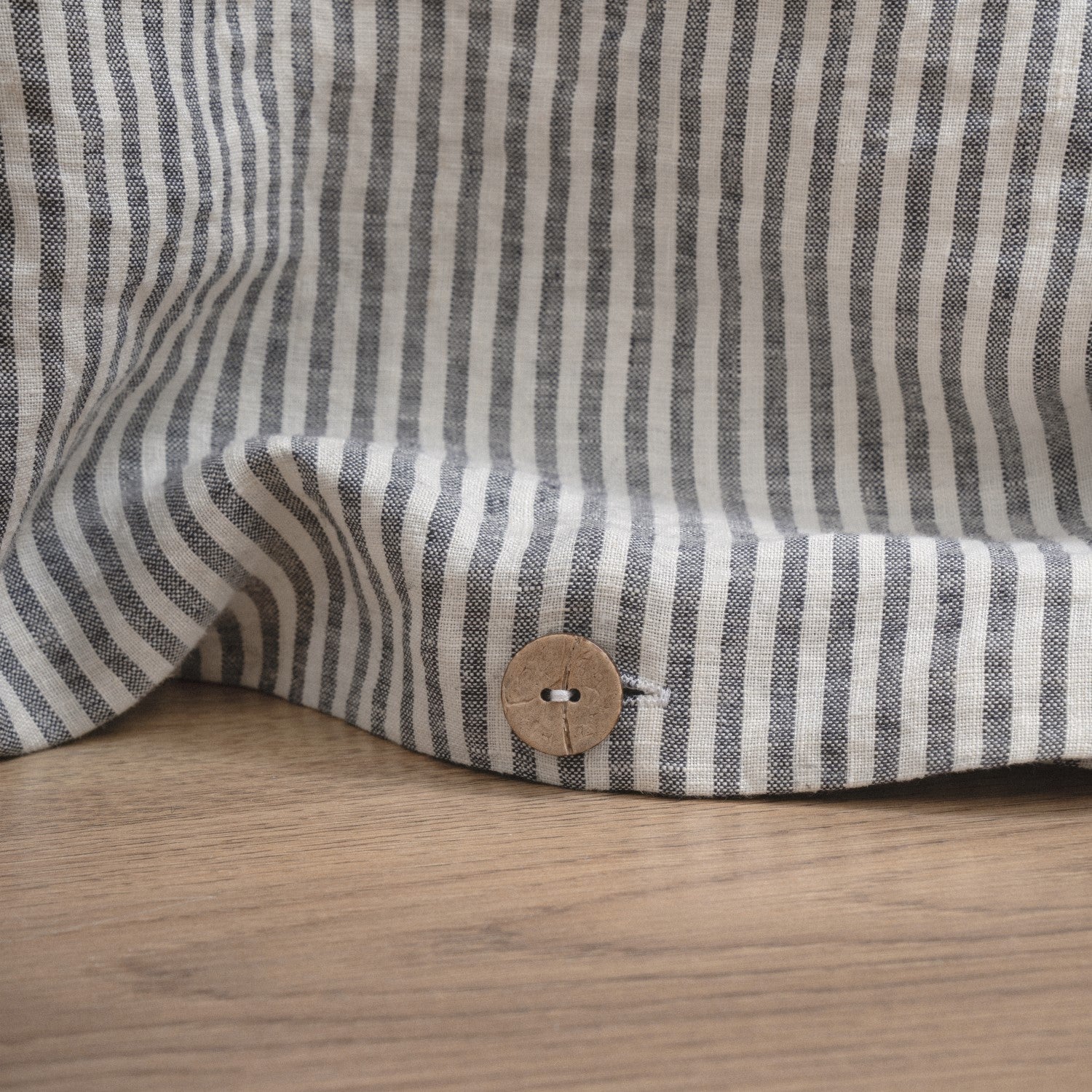 Thin Black Stripes Linen Duvet Cover Set - Image 3