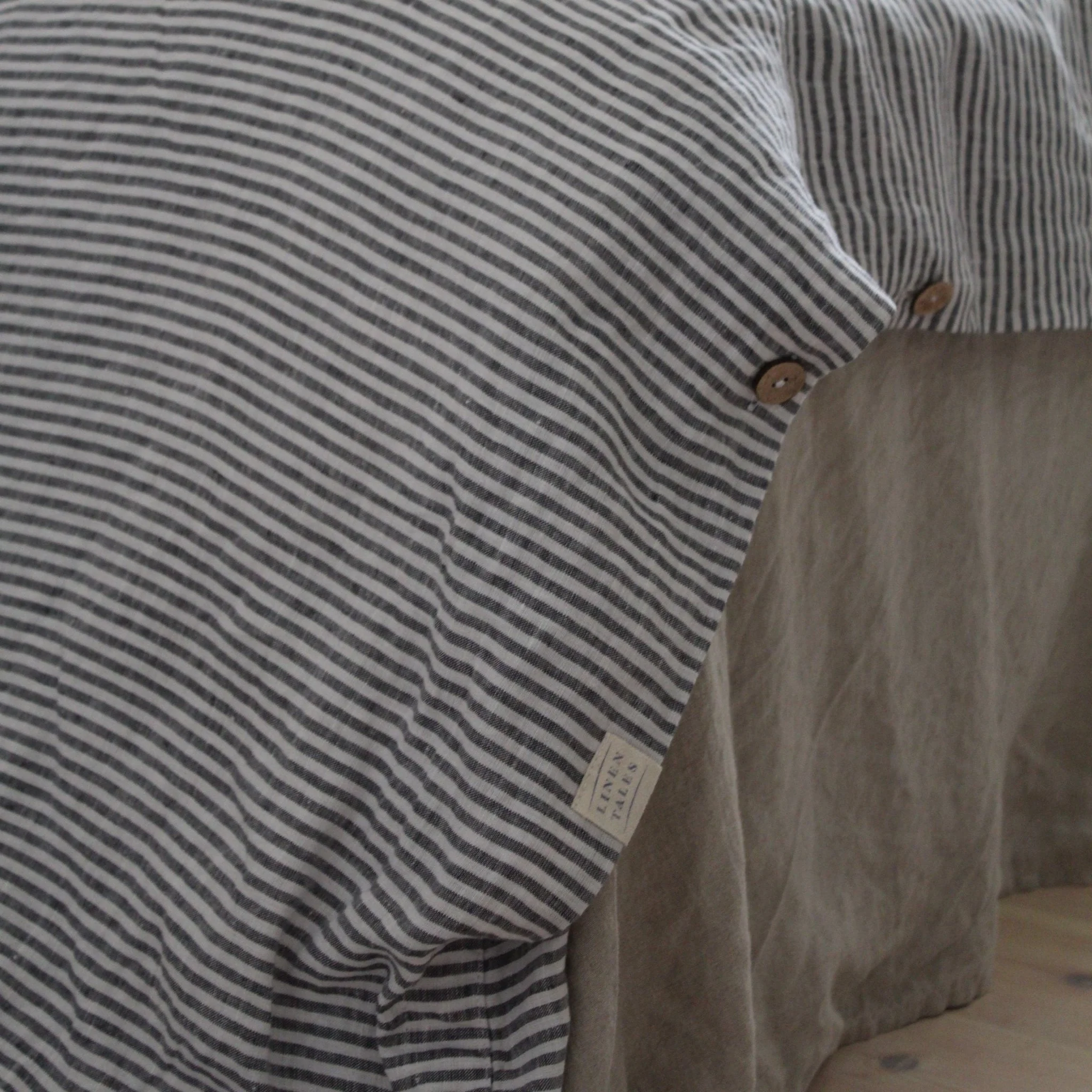 Thin Black Stripes Linen Duvet Cover Set - Image 4